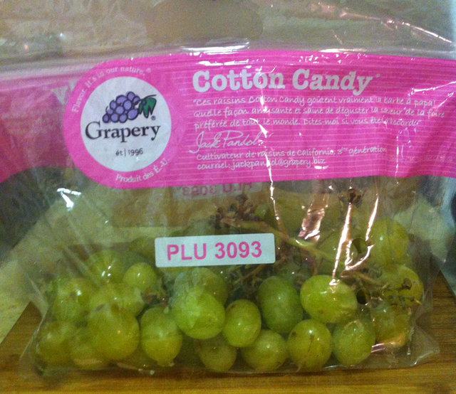 Fresh Organic Cotton Candy Grapes  Central Market - Really Into Food