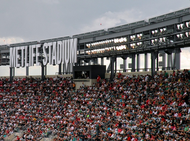 Giants fans: Stop watching this team. Especially after lifeless 29-3 loss  to Bears — and don't show up to MetLife next week either 