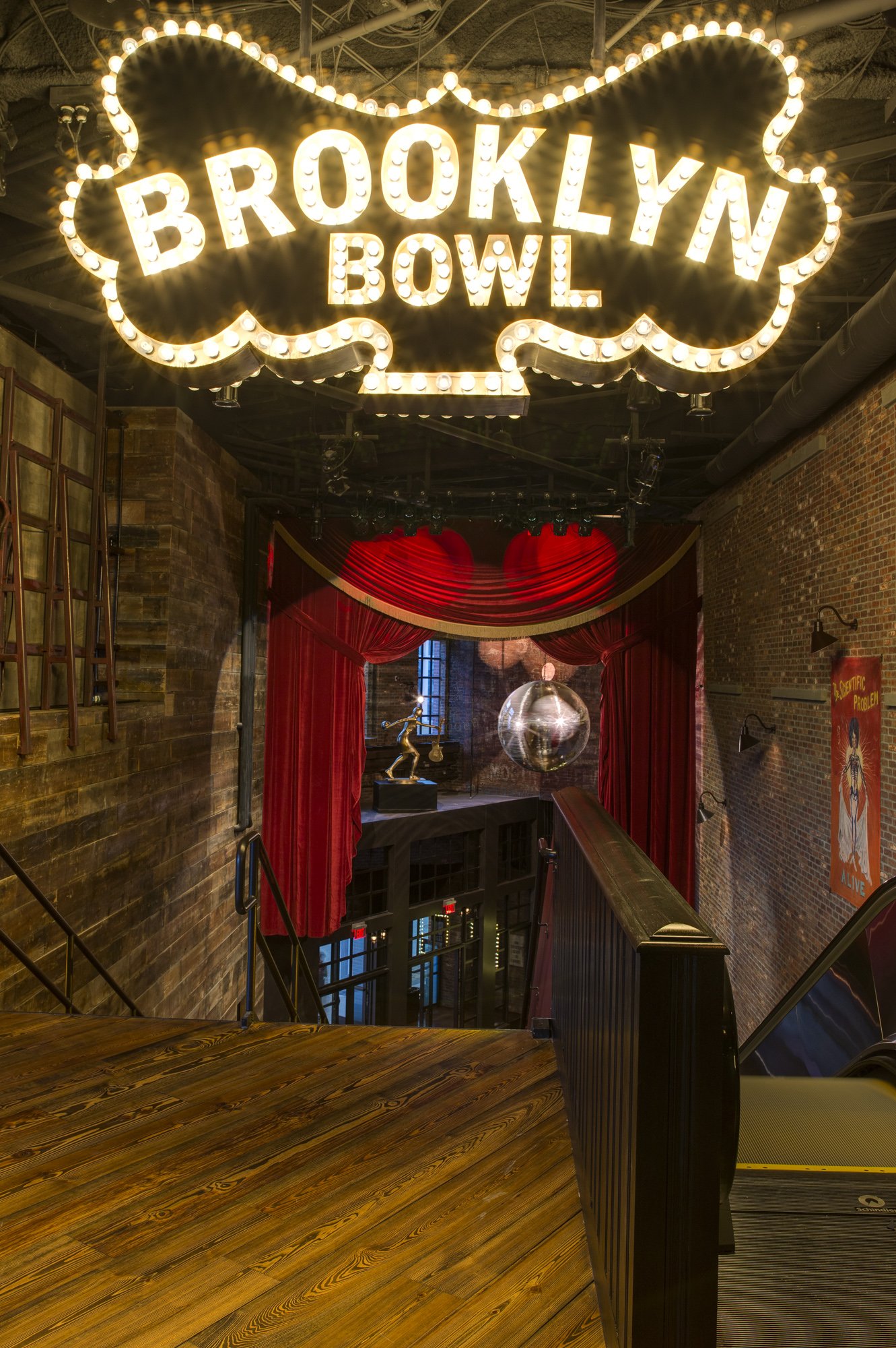 photos-inside-massive-new-brooklyn-bowl-las-vegas-gothamist