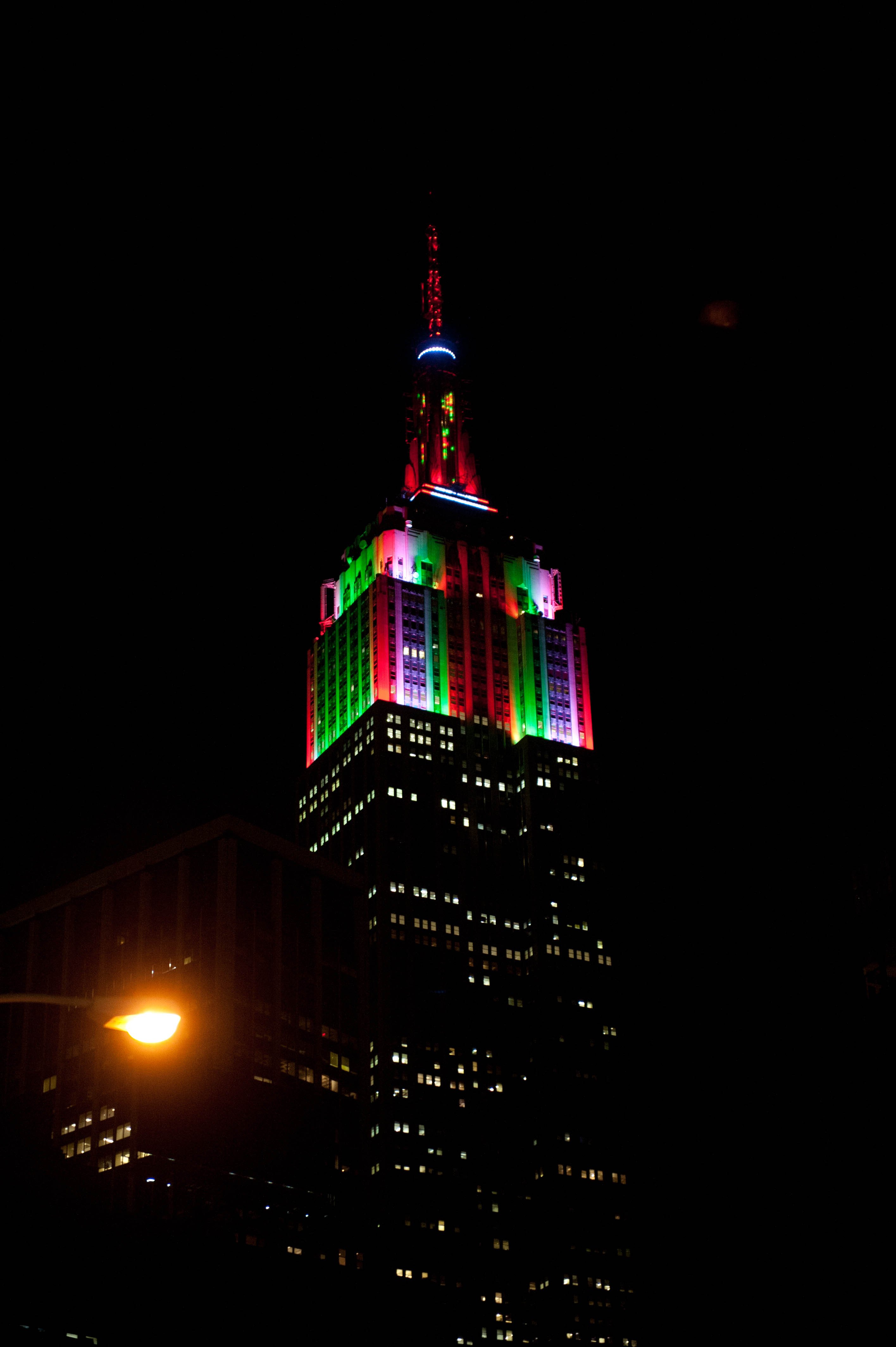 Videos Vote Now To Pick Tonight's Empire State Building Holiday Light