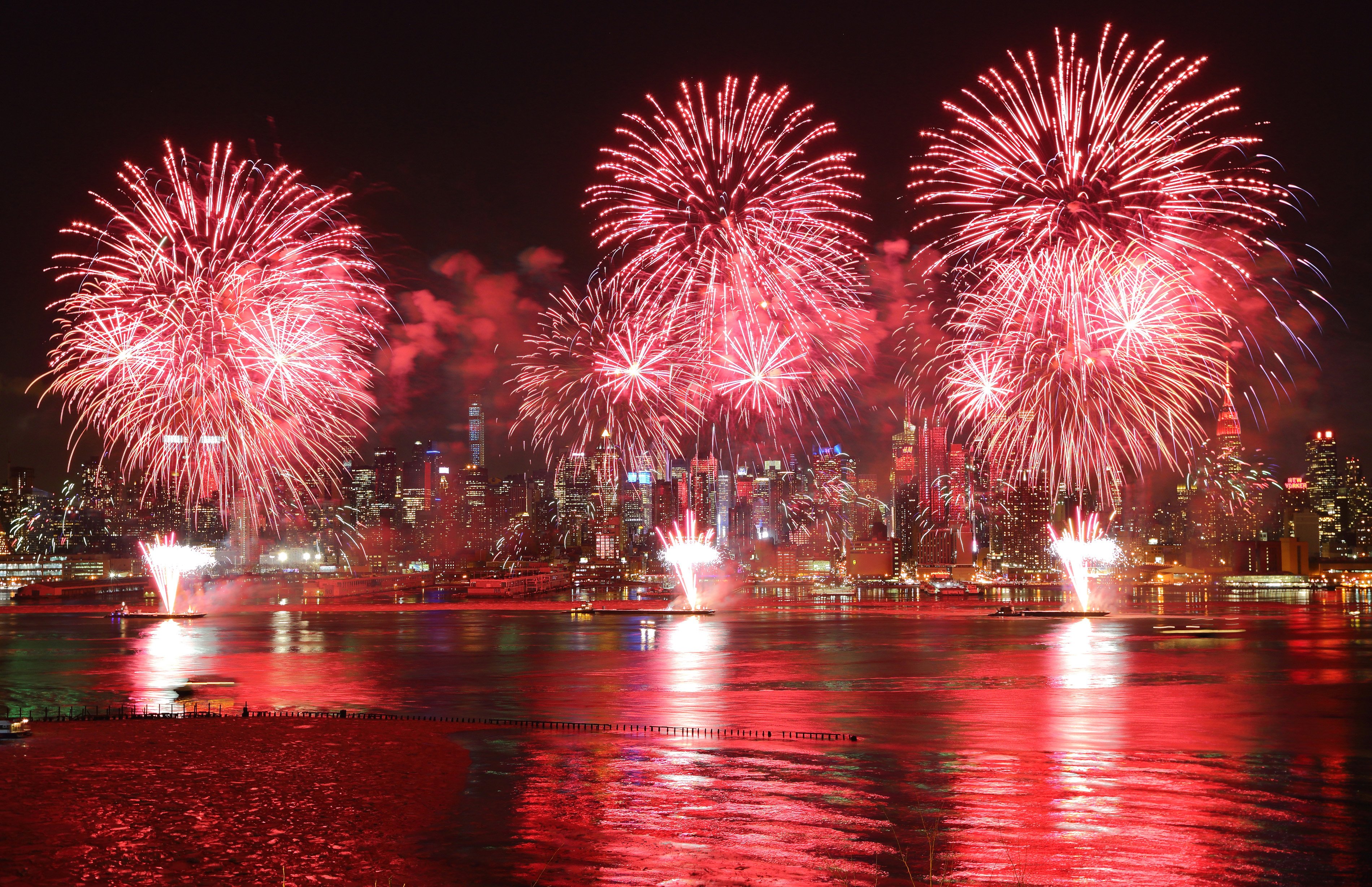 Fantastic Art China - Chinese New Year Fireworks on the Hudson