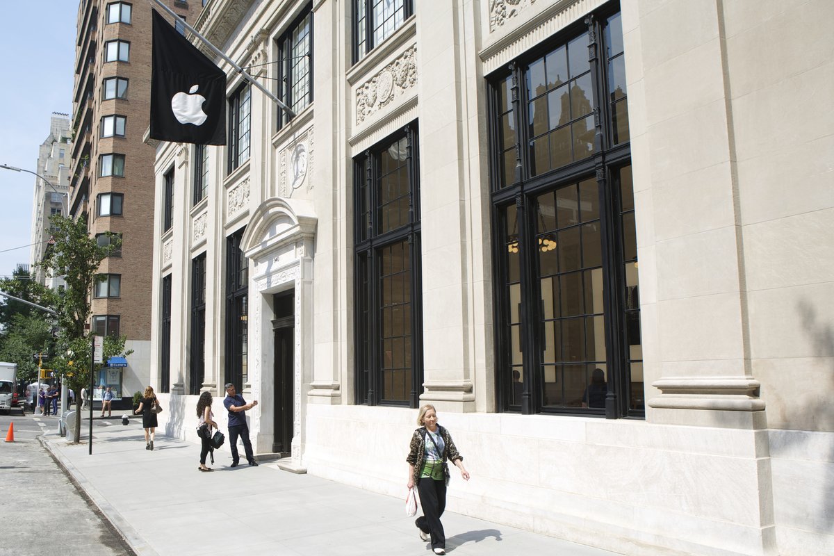 Apple Store, Upper East Side, New York City - e-architect