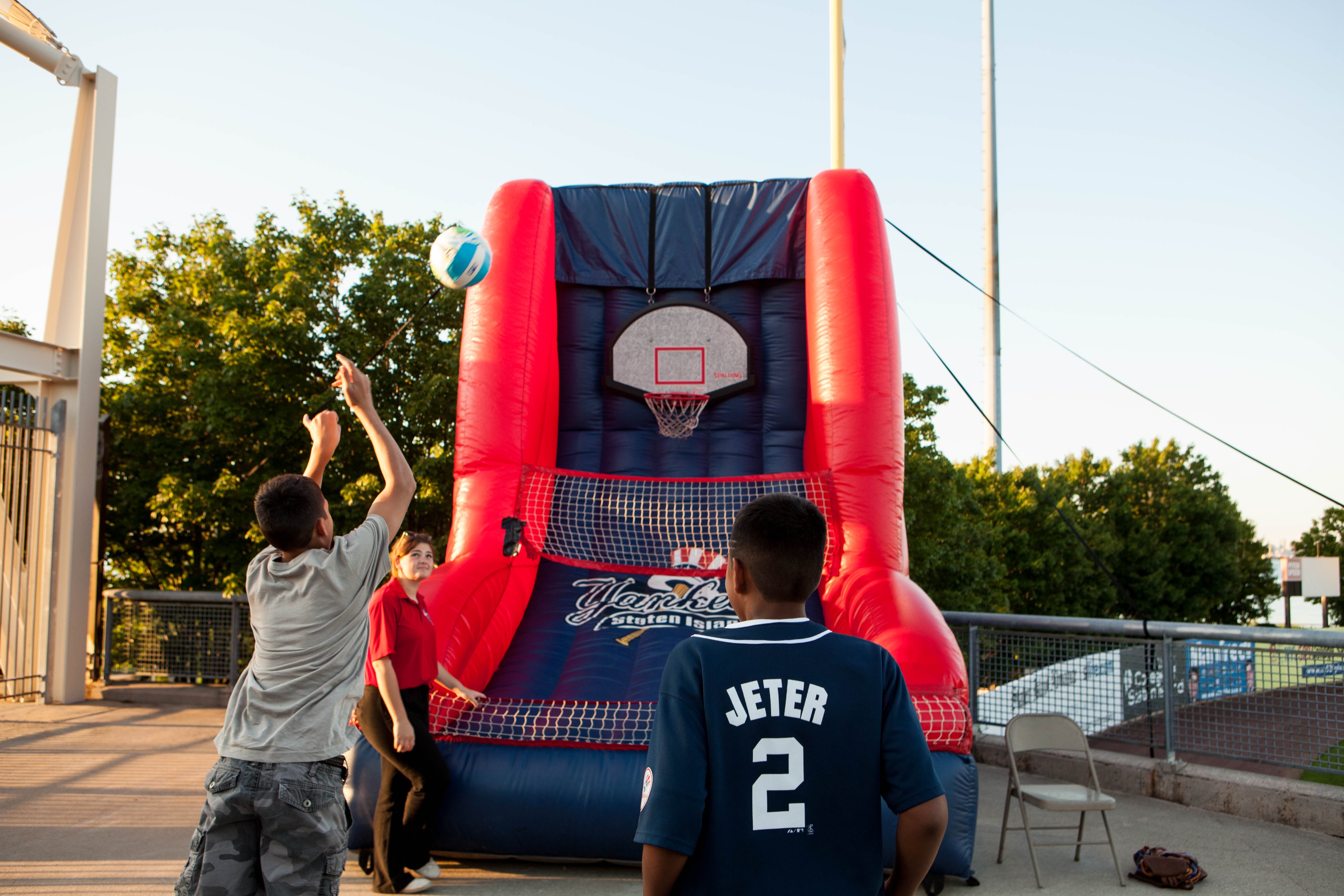 Your Guide To Seeing The Staten Island Yankees At The Borough's Waterfront  Ballpark - Gothamist