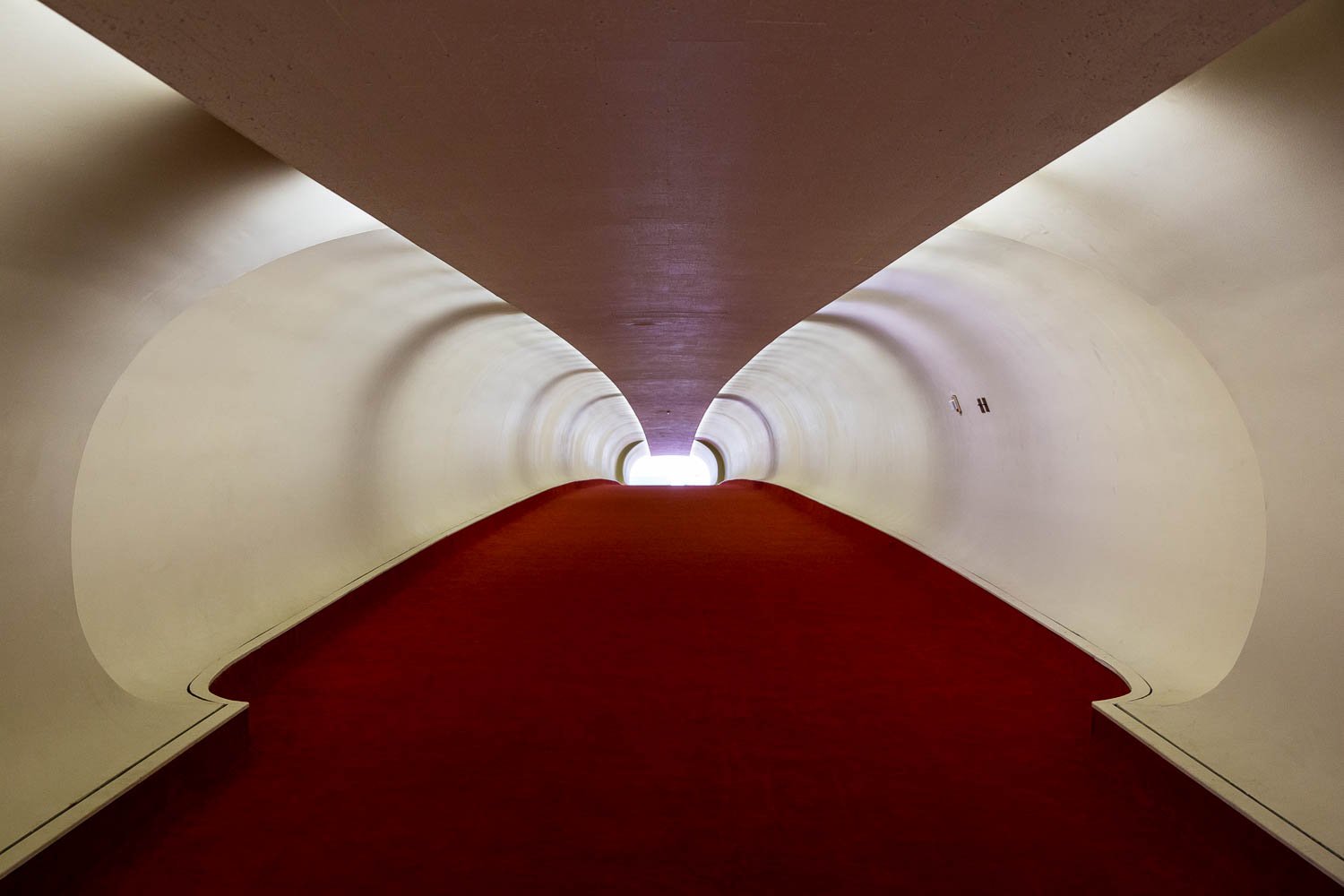 How Louis Vuitton Brought the Iconic TWA Flight Center Back to