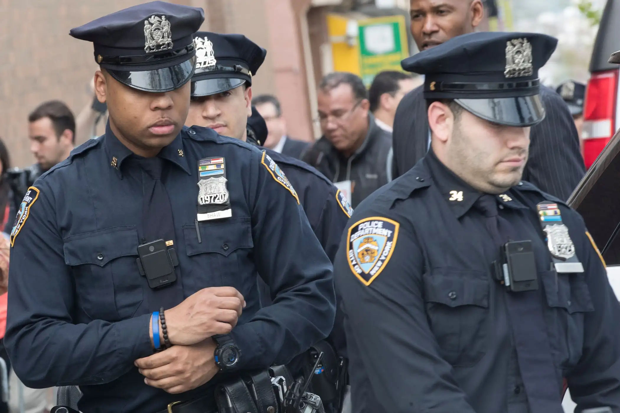 Как в сша называют забастовку полицейских. Полиция Америки NYPD. Офицеры NYPD. Форма офицера полиции США NYPD. Патрульный полиции Нью-Йорка.