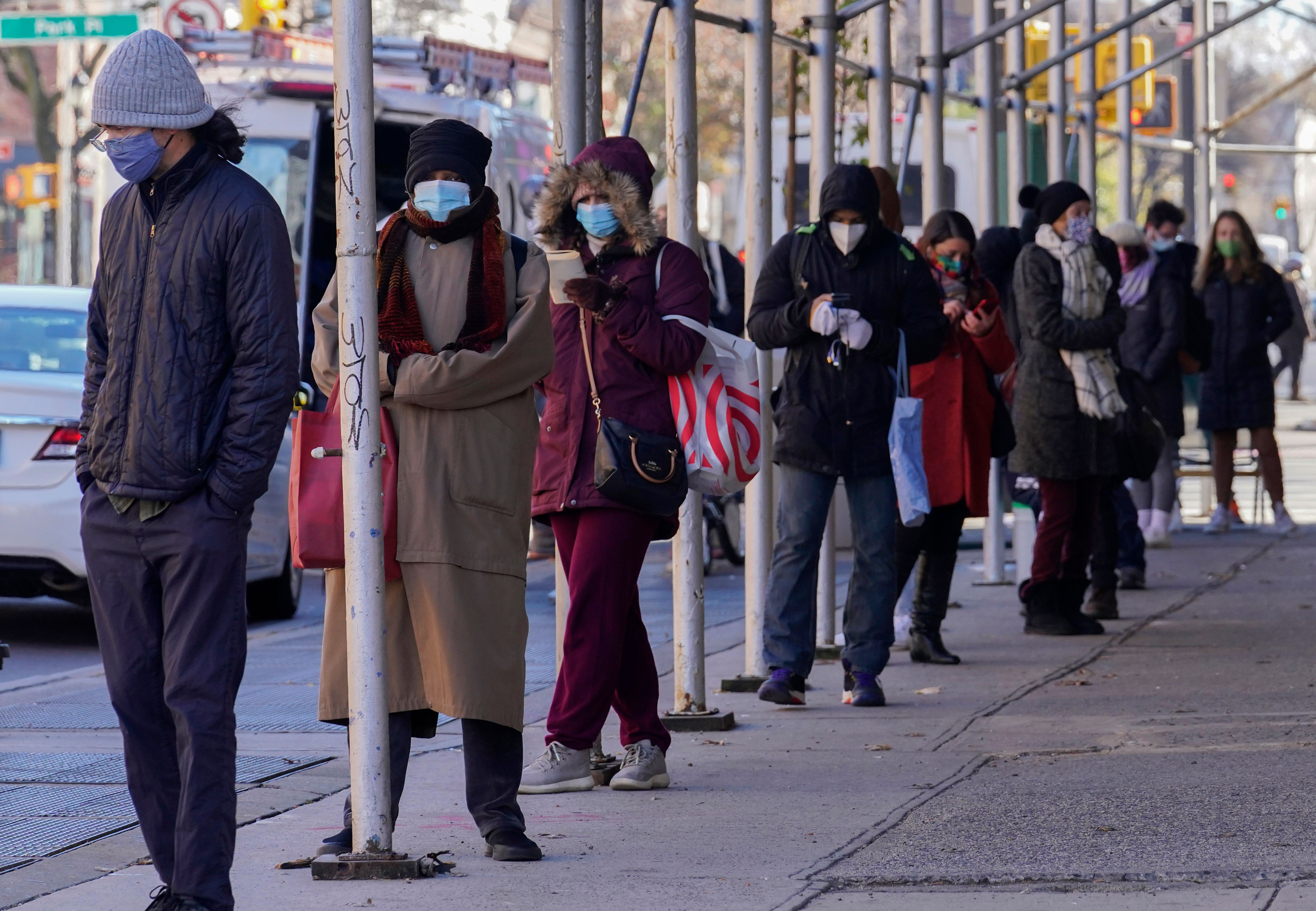Days Before Thanksgiving, New Yorkers Once Again Face Long Lines For COVID-19 Tests