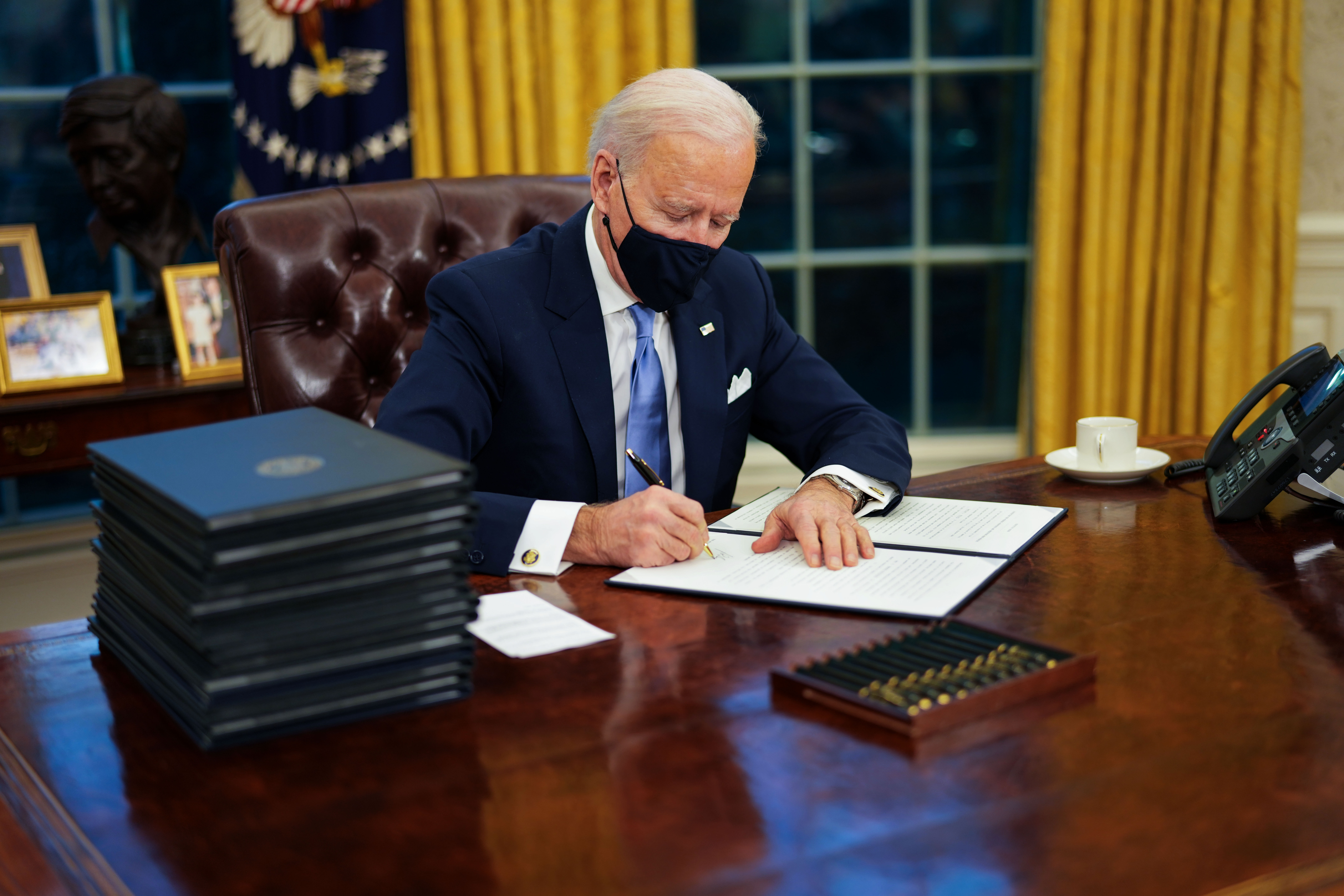 Detained Immigrants Seek Release Under Biden&rsquo;s New Enforcement Priorities, Hoping ICE Will Comply