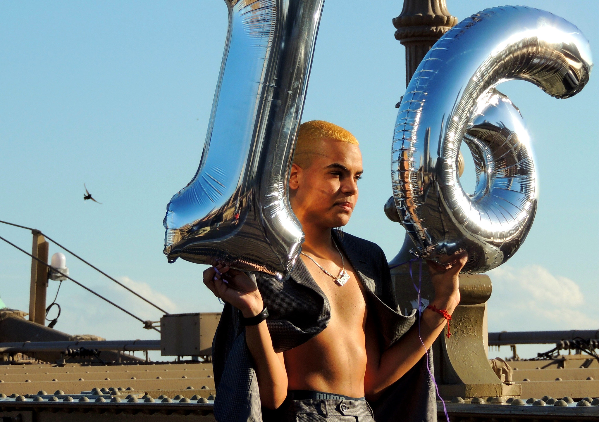 Early Addition: Eric Adams is proud of his abs