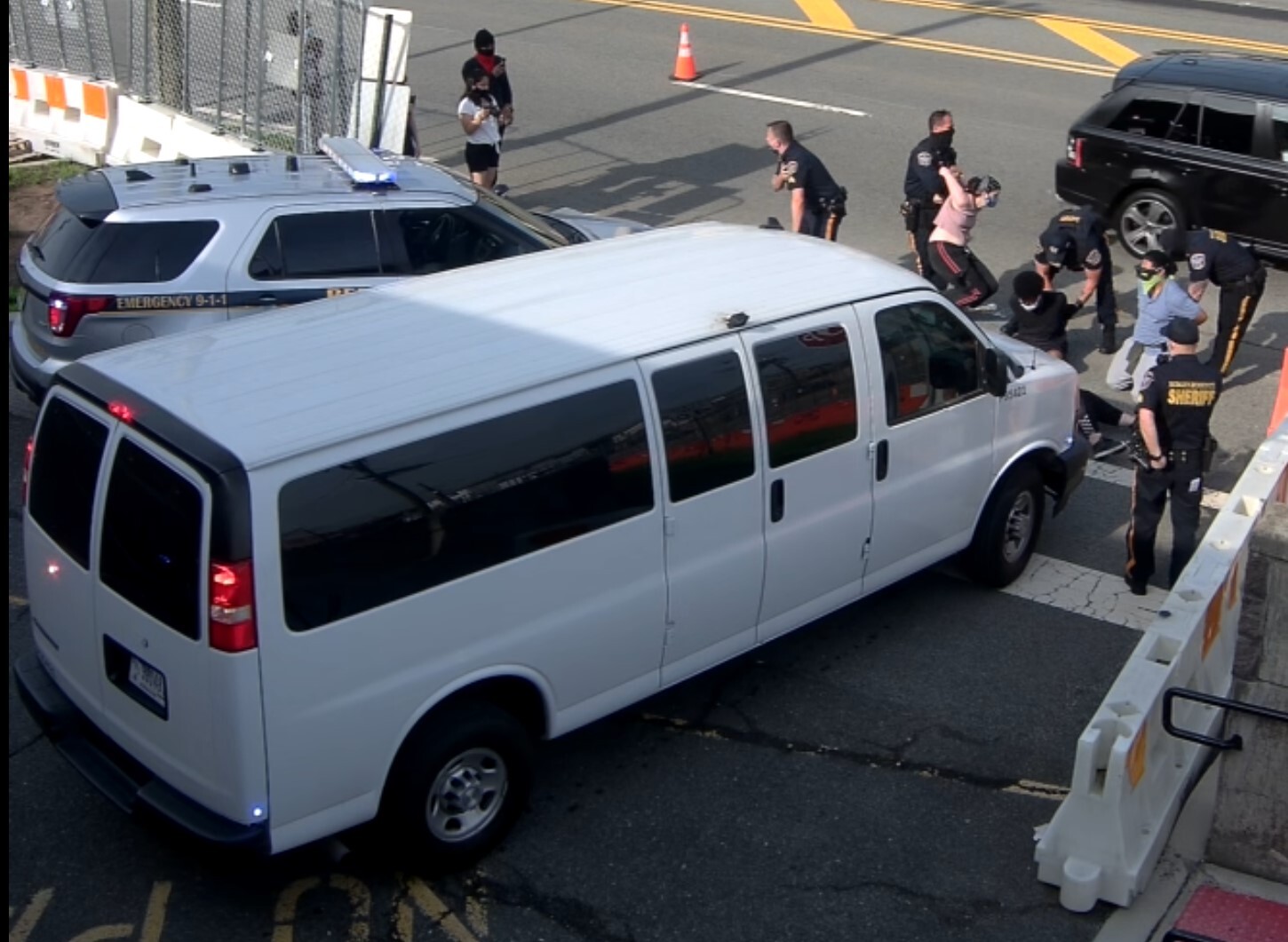 14 Arrested After Protesters Block ICE From Leaving New Jersey Jail 14 Arrested After Protesters Block ICE From Leaving New Jersey Jail