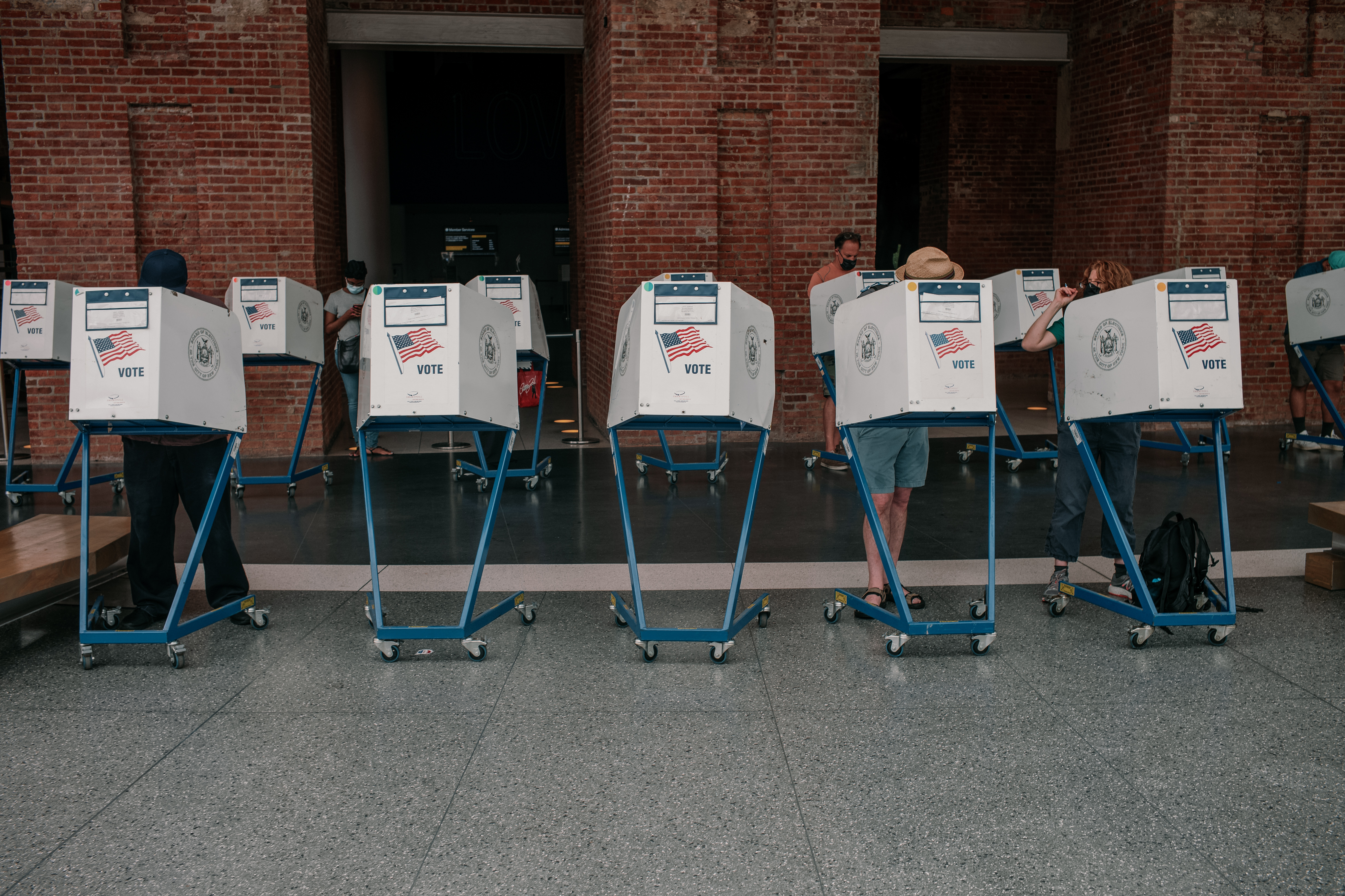 Voter Registration Deadlines Loom for NY and NJ