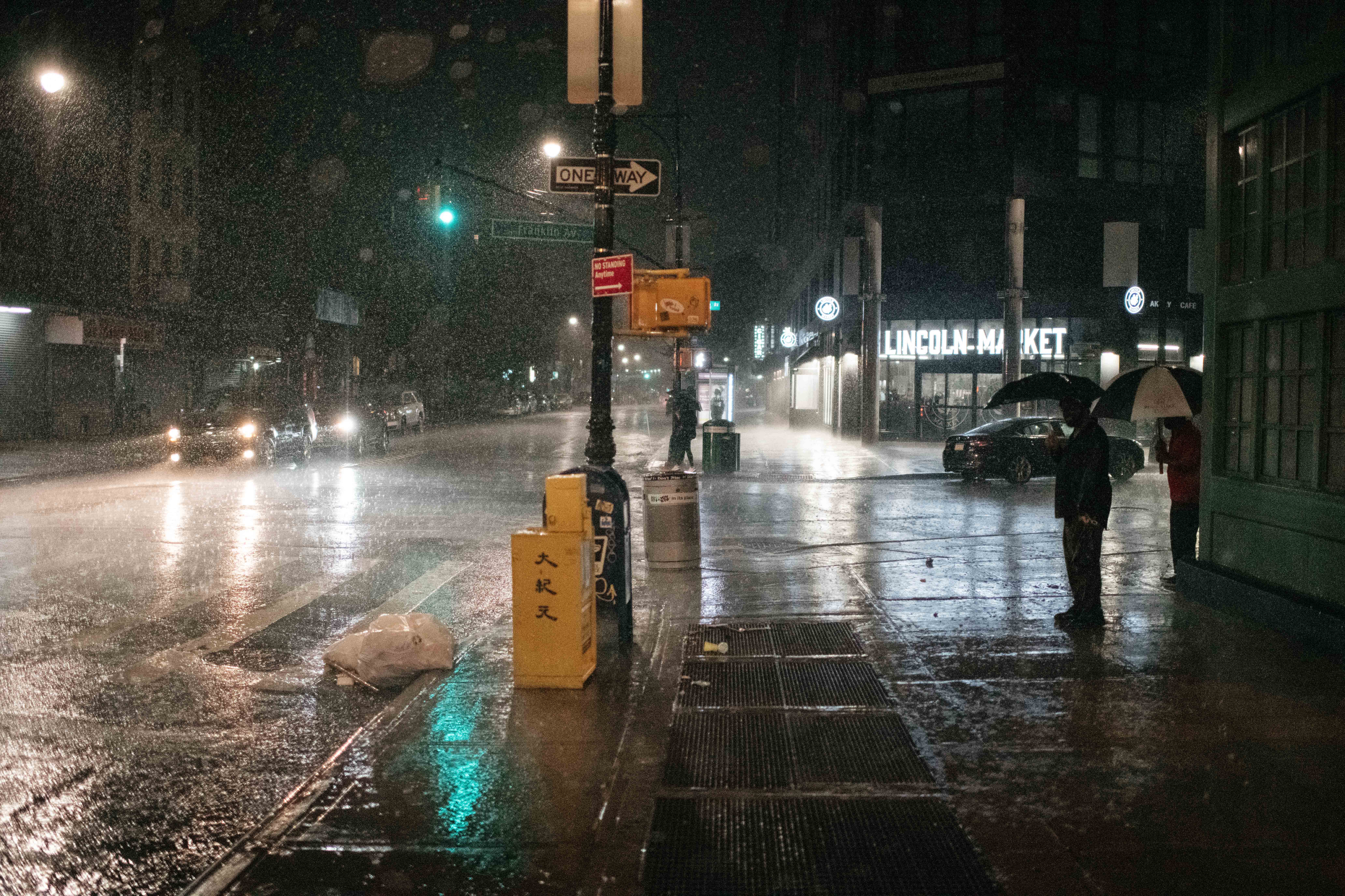 Little Snow, But Heavy Rain And Wind Expected In NYC Area