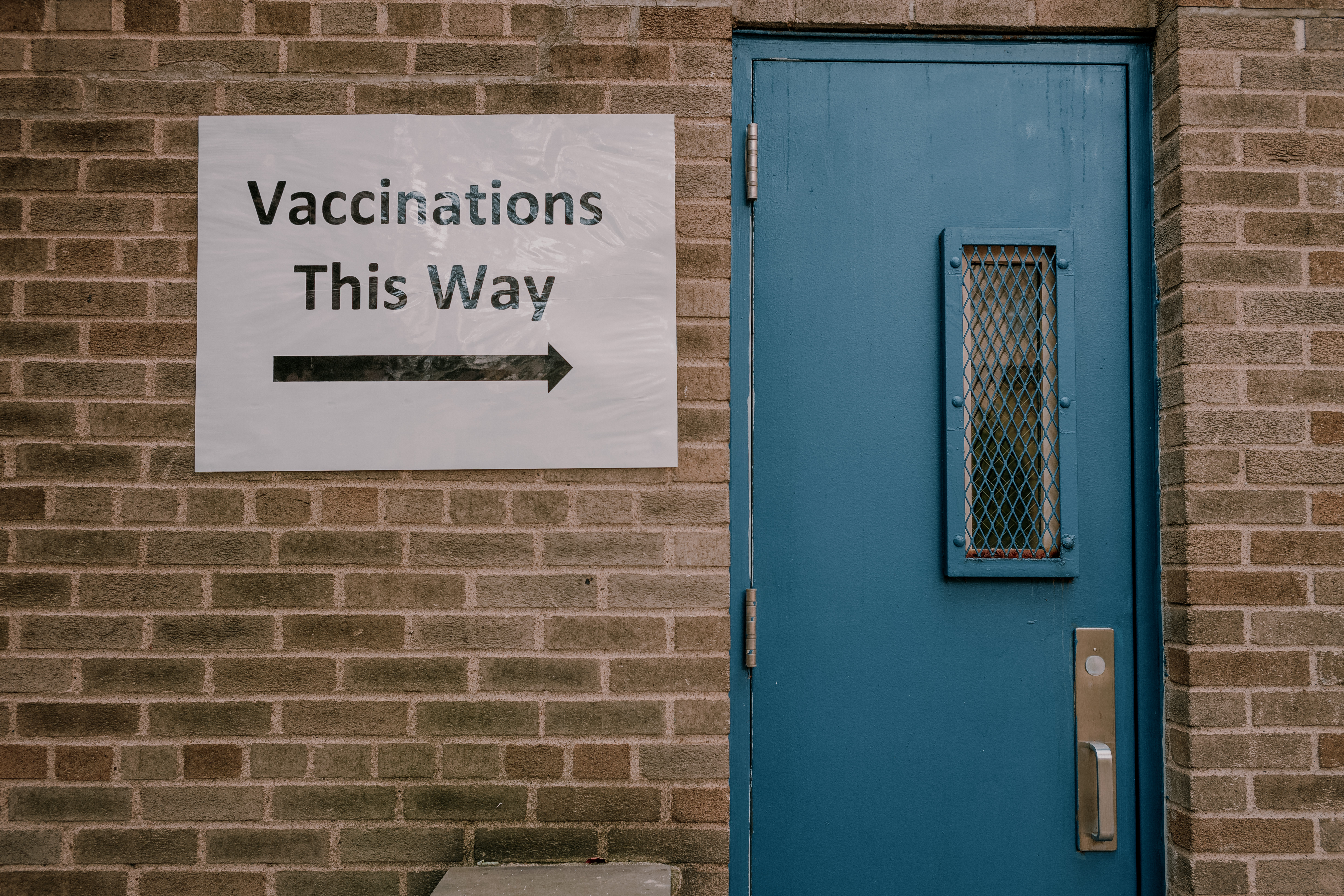 offers $100 vaccine bonus to entice 75,000 US workers, Coronavirus  pandemic News