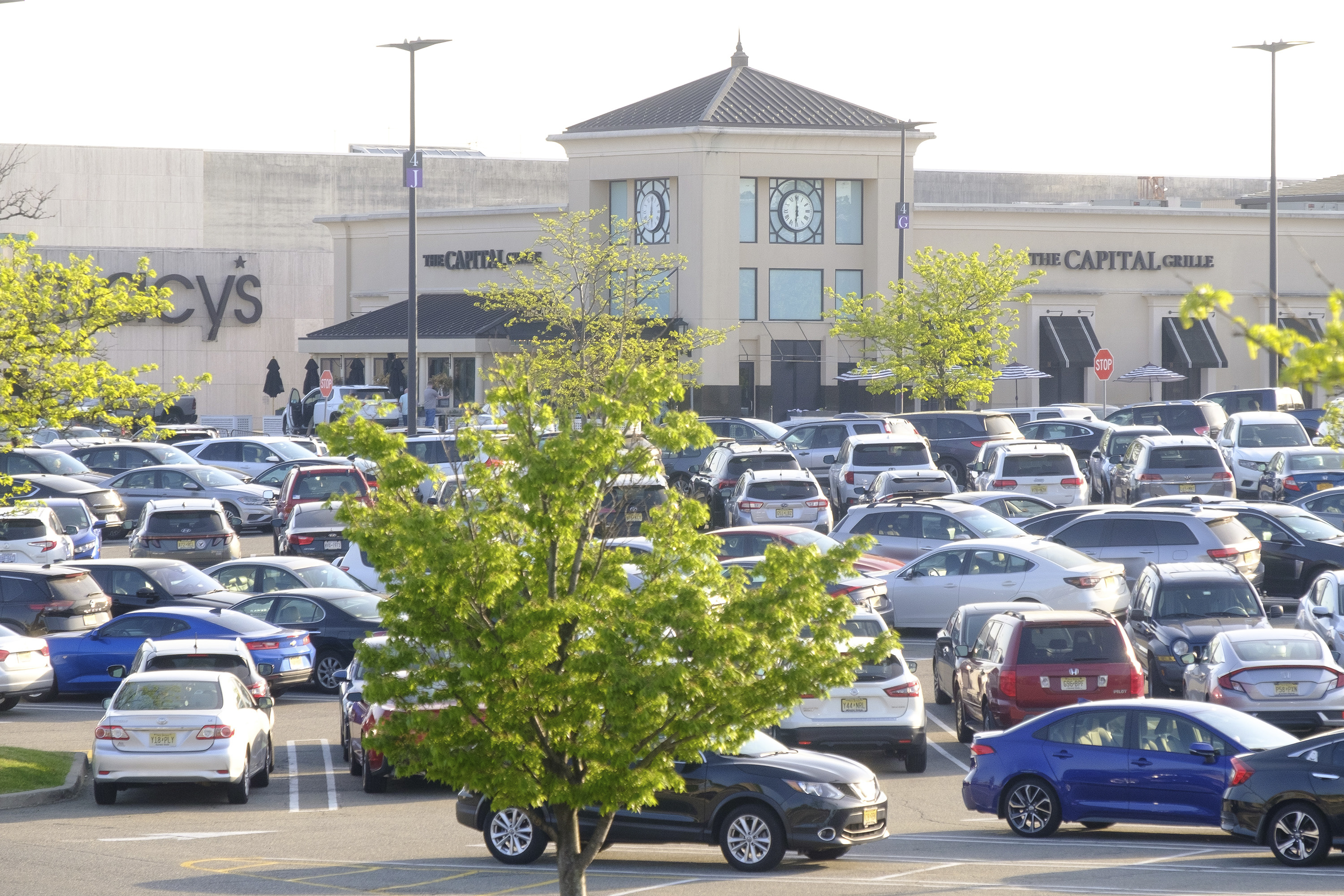 HOW IT Works: These 18 Garden State Plaza Stores Offering Curbside