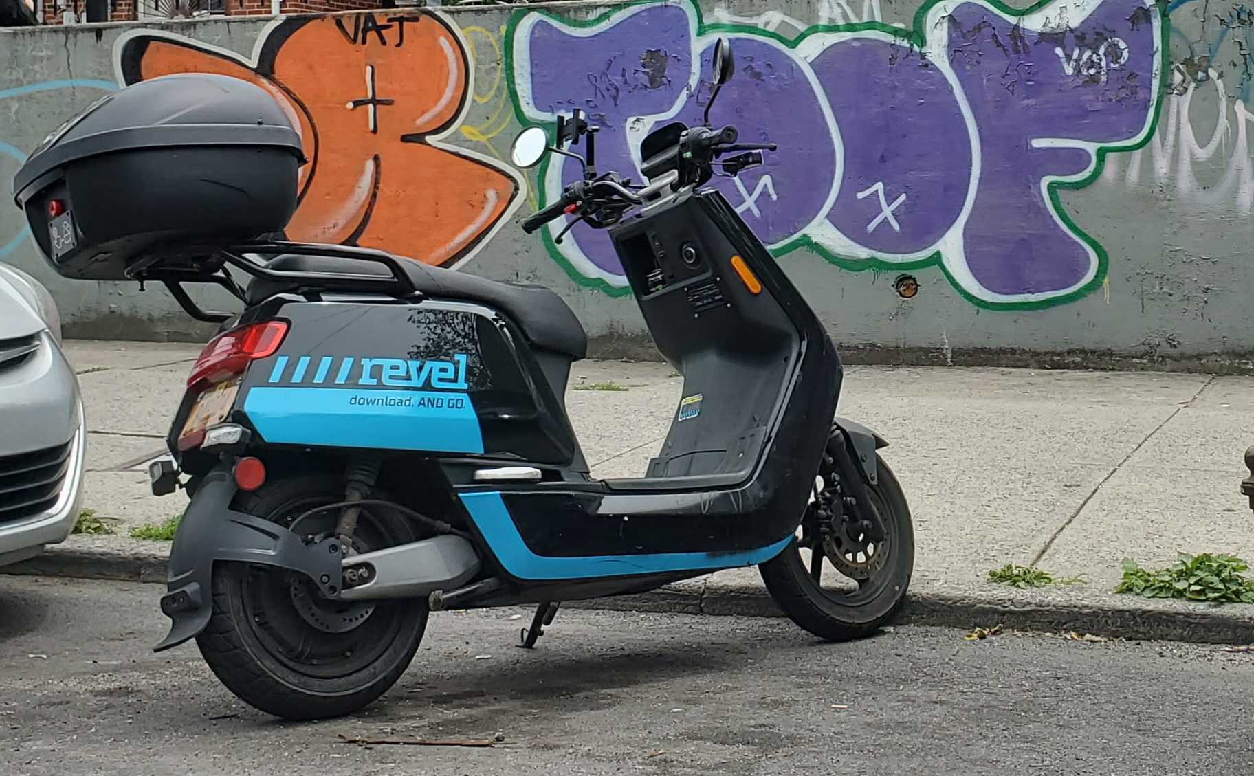 Revel's electric mopeds return to NYC with new in-app safety test and  mandatory helmet selfies - The Verge