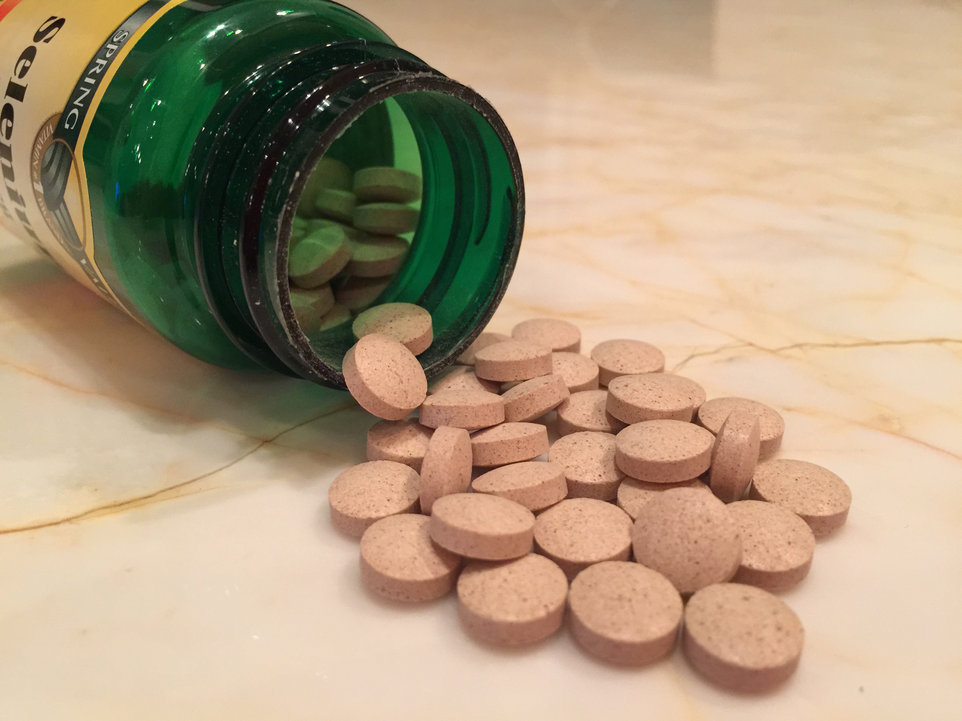 Manhattan jury convicts doctor who gave fatal doses of supplement to wife