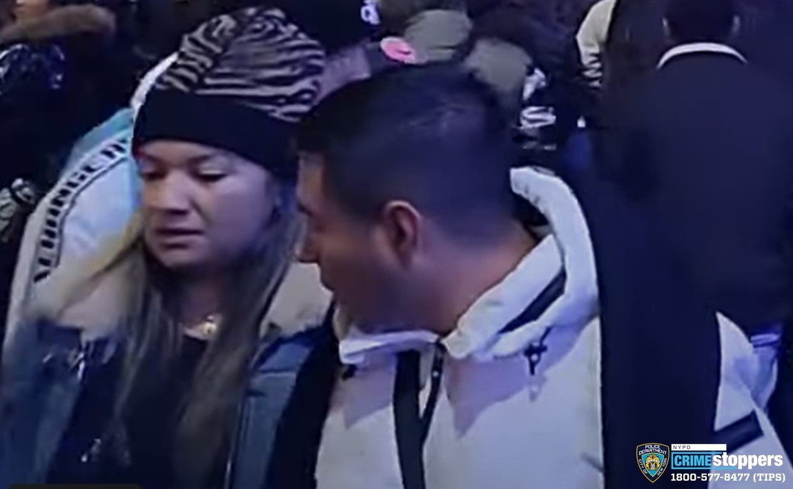 Pickpocketing suspects sought in string of Bryant Park thefts