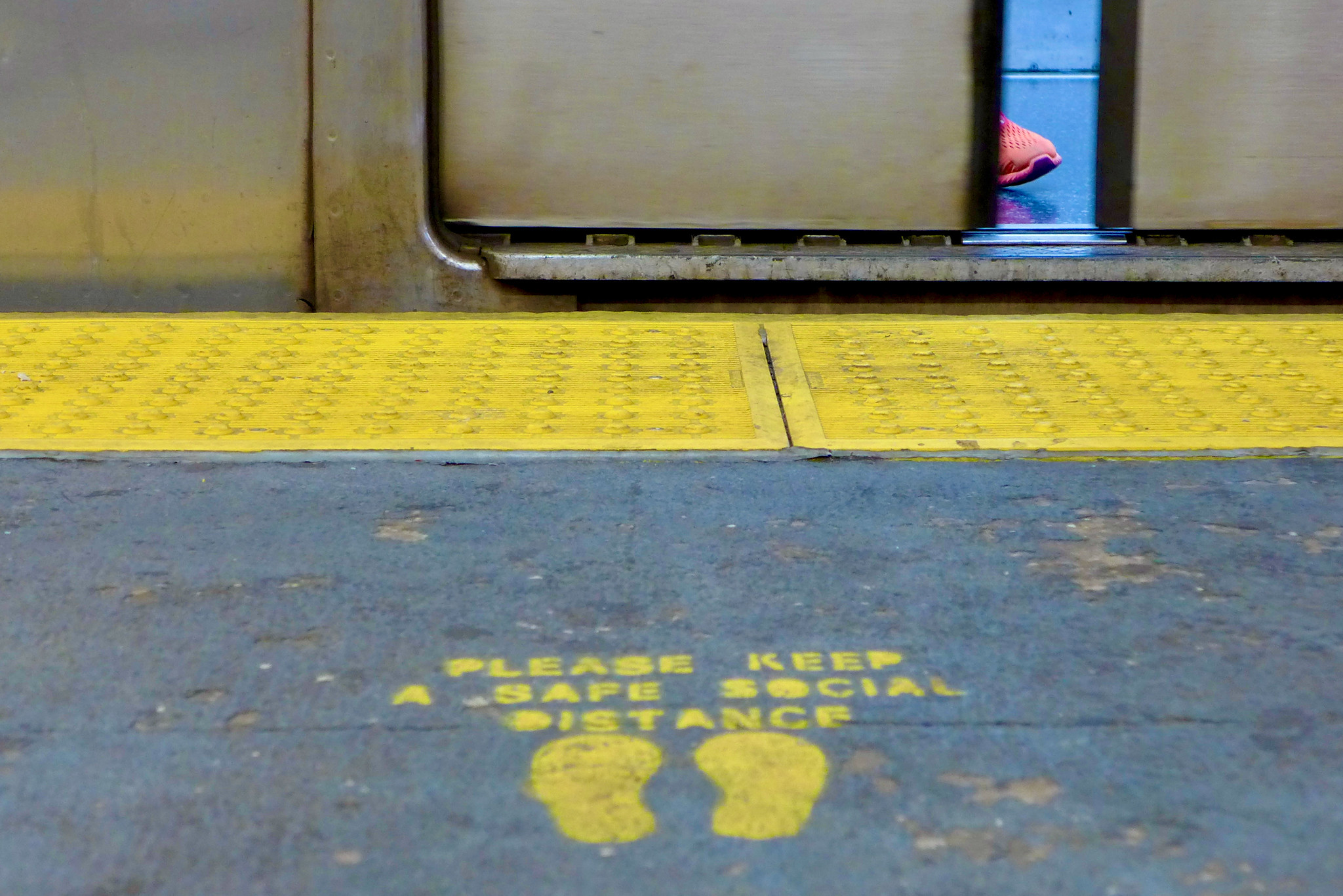 De Blasio Promises Greater NYPD Presence In Subway After Multiple Shoving Incidents
