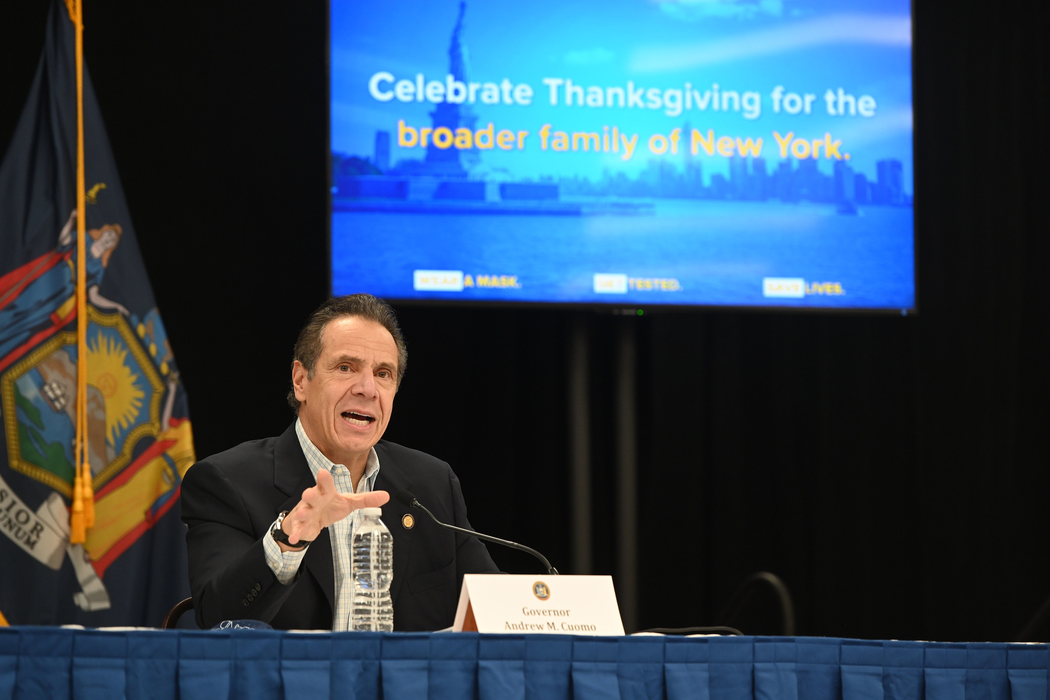 A Mixed Message For New Yorkers This Thanksgiving: Stay Home, Or Dine Inside A Restaurant
