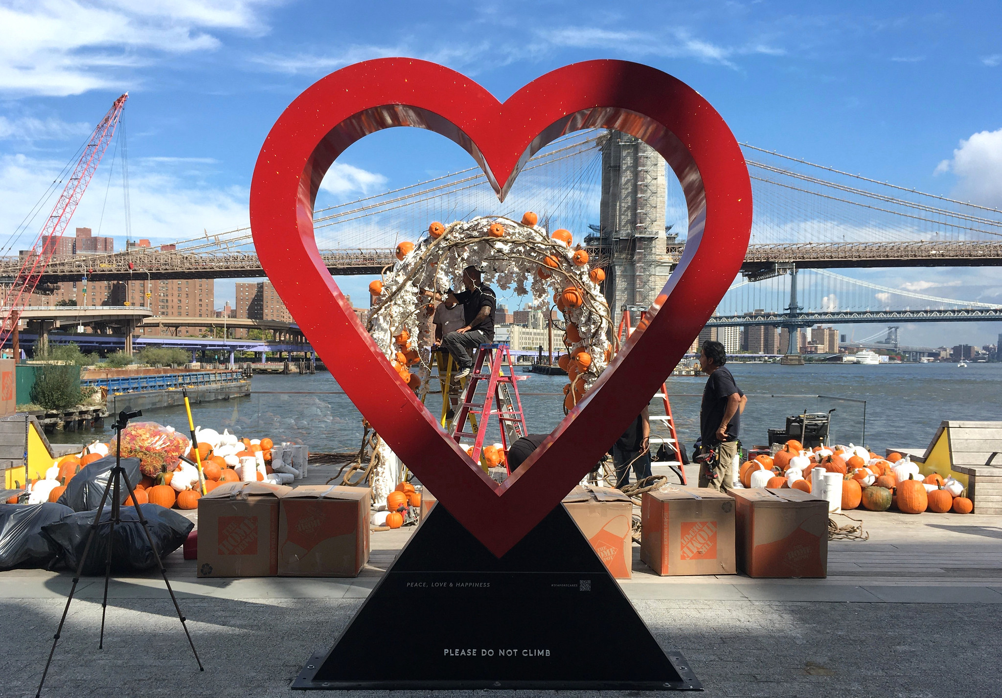 Extra Extra: Smooth TV Reporter Skateboards During Live Spot