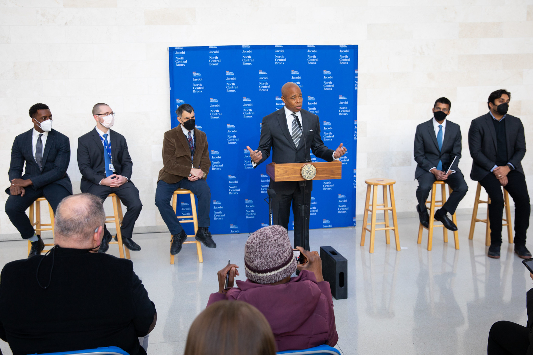 Adams Announces Qualifying New Yorkers Can Get Free COVID-19 Pill Treatment Delivered To Their Door