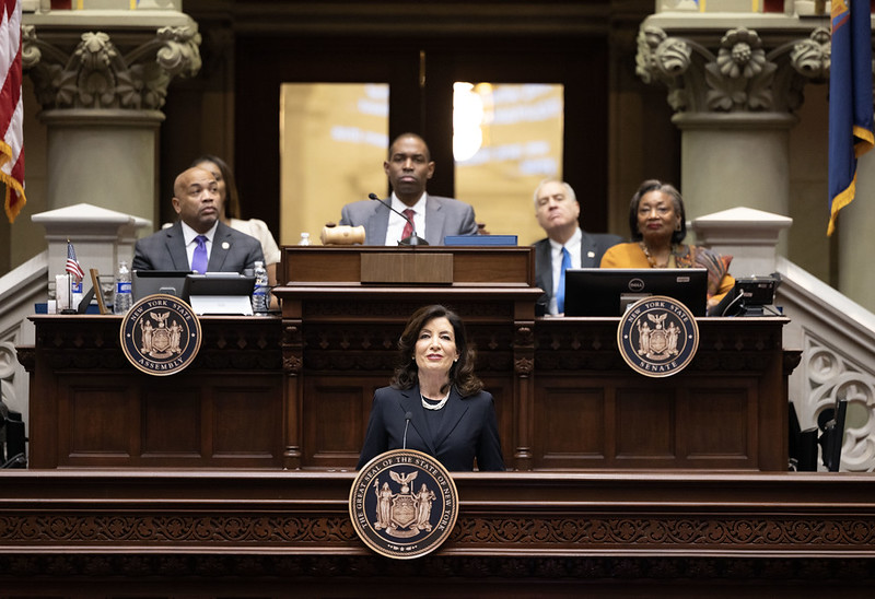 NY lawmakers pass hundreds of bills, with housing deal still elusive