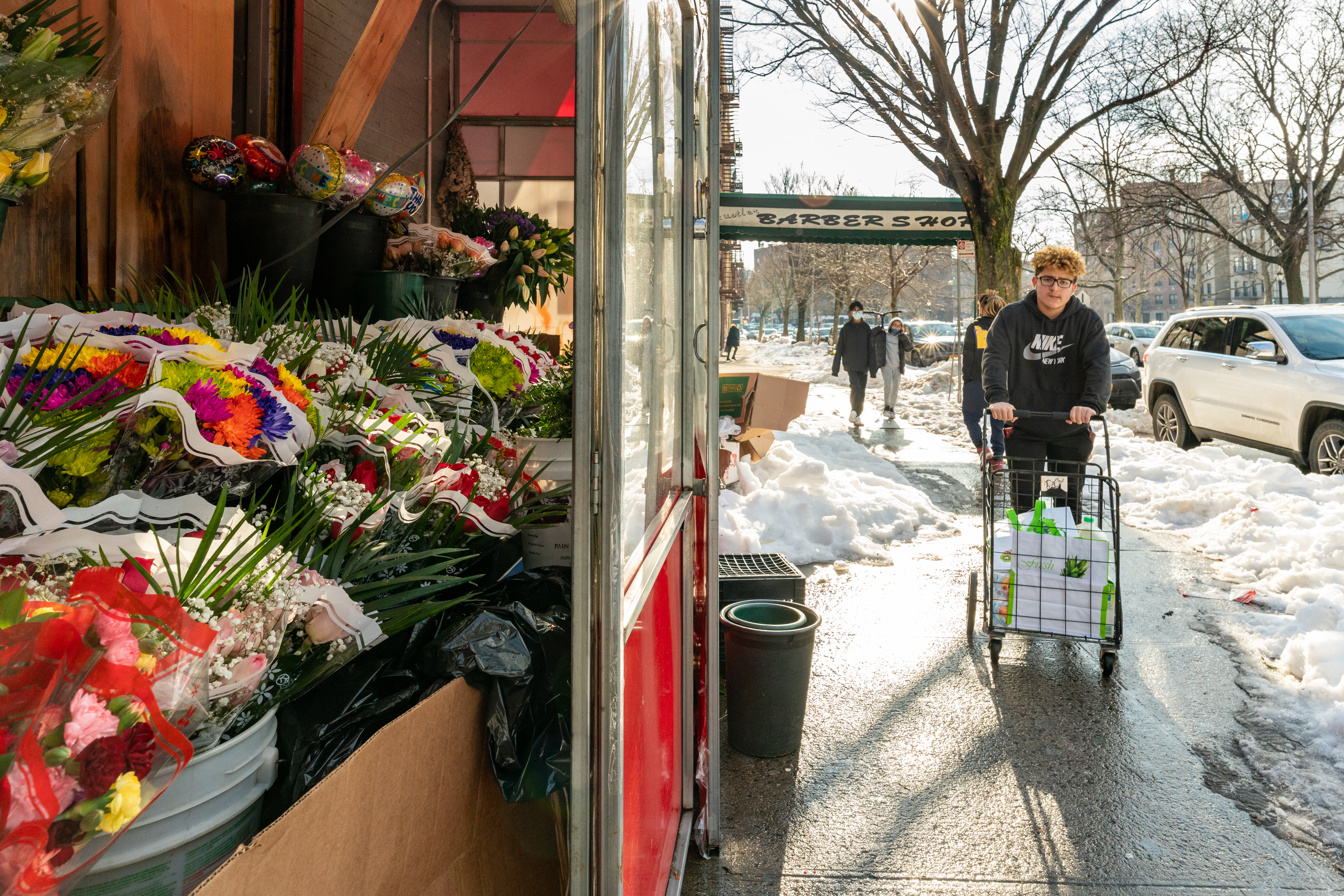 West Farms 10460: A Bronx Neighborhood Reeling From The Pandemic And A History Of Disinvestment