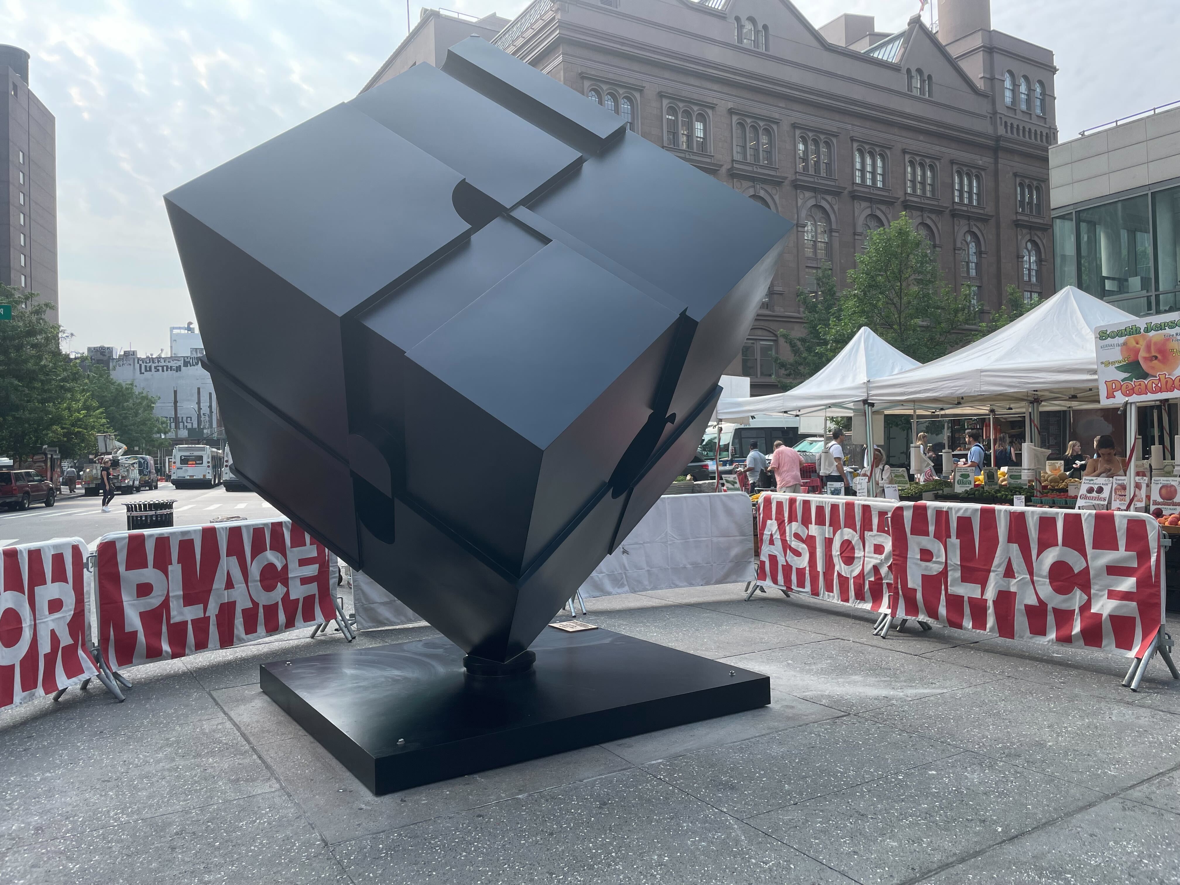 EV Grieve: On Astor Place, the cube will BRB to spin again