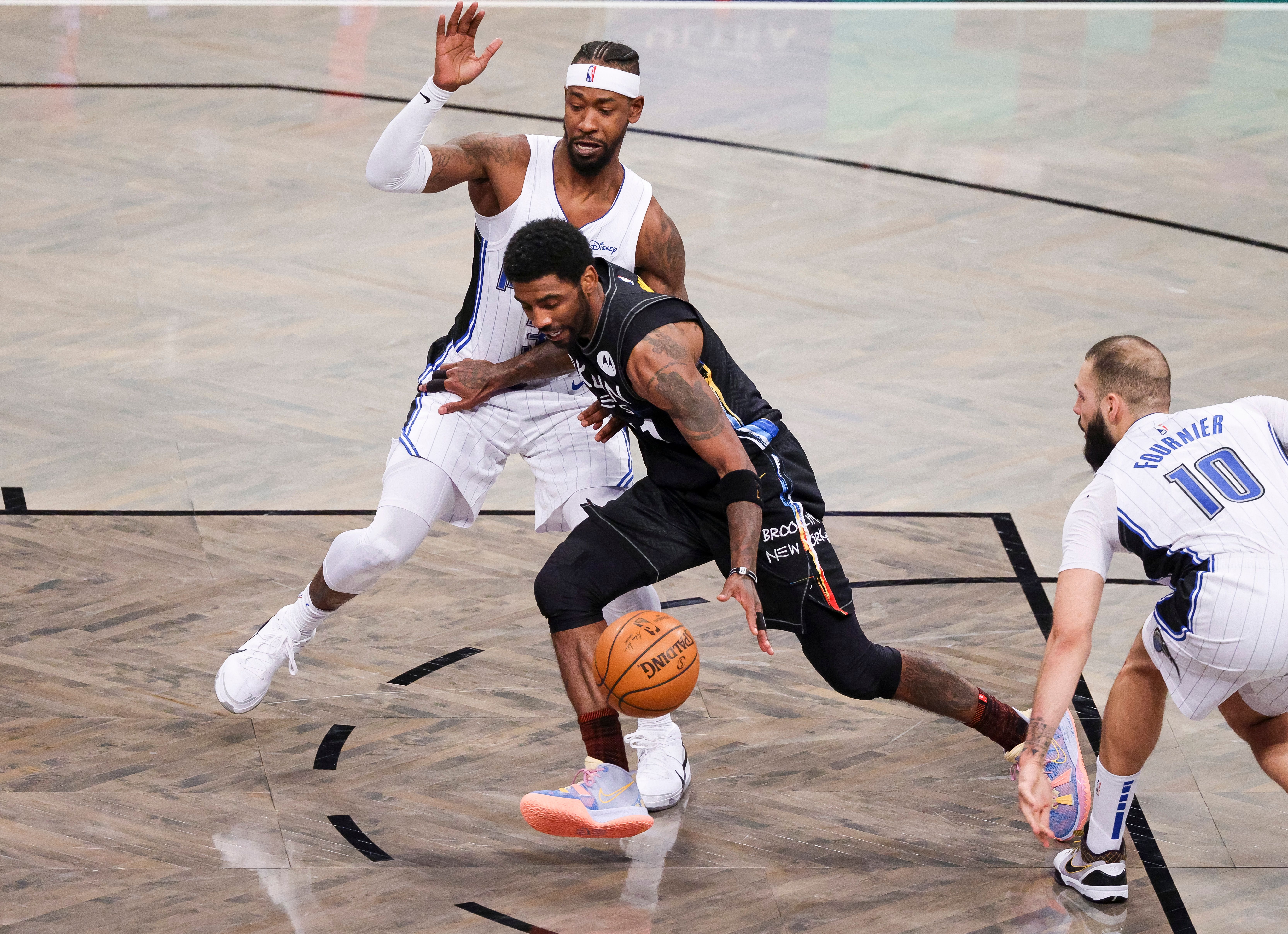 State Bill Would Close NYC’s Loophole For Unvaccinated Performers And Athletes From Out Of Town State Bill Would Close NYC’s Loophole For Unvaccinated Performers And Athletes From Out Of Town