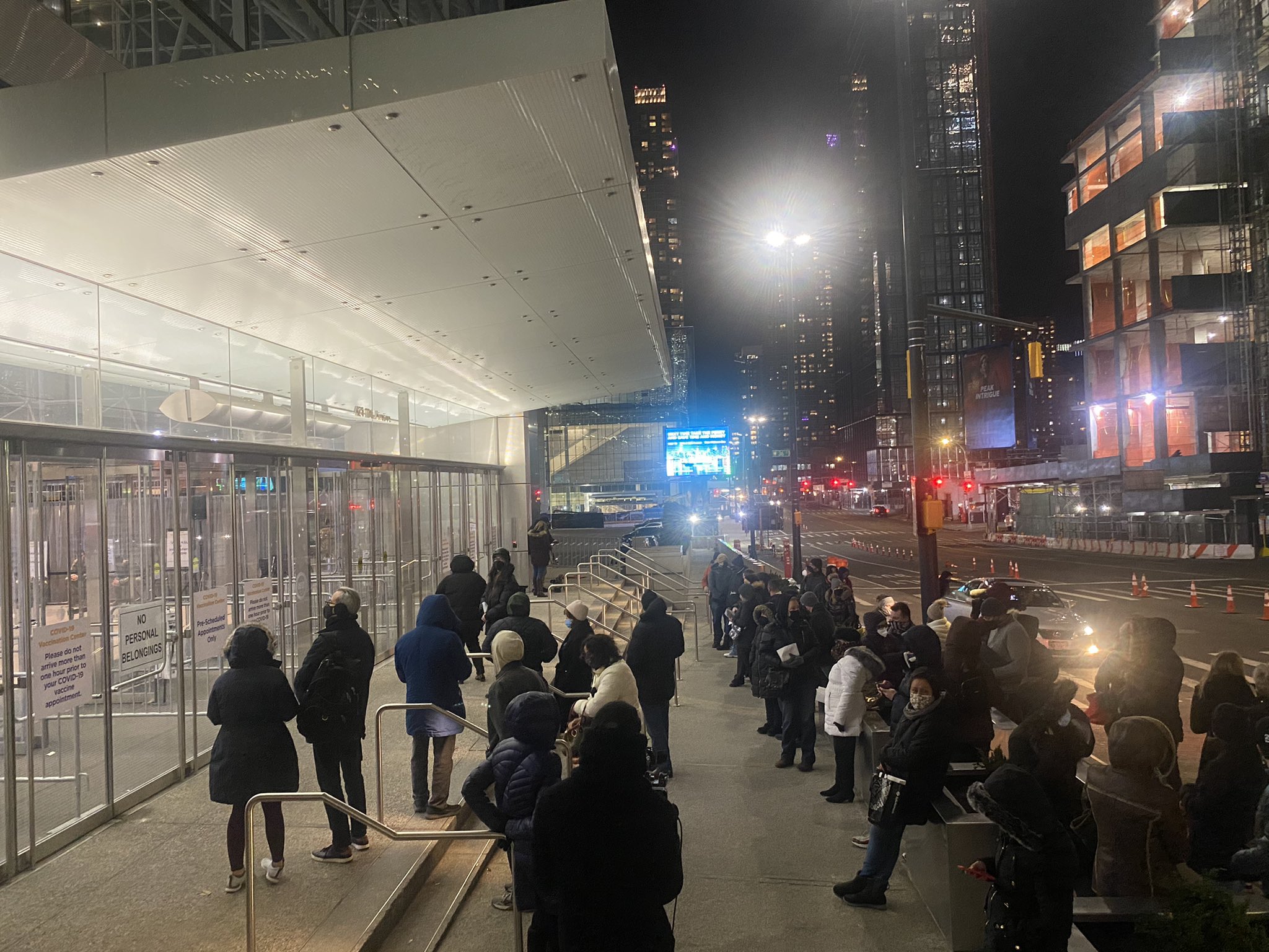 State Officials Quietly Roll Back Vaccination Hours At Javits Center, No Longer 24/7 Site