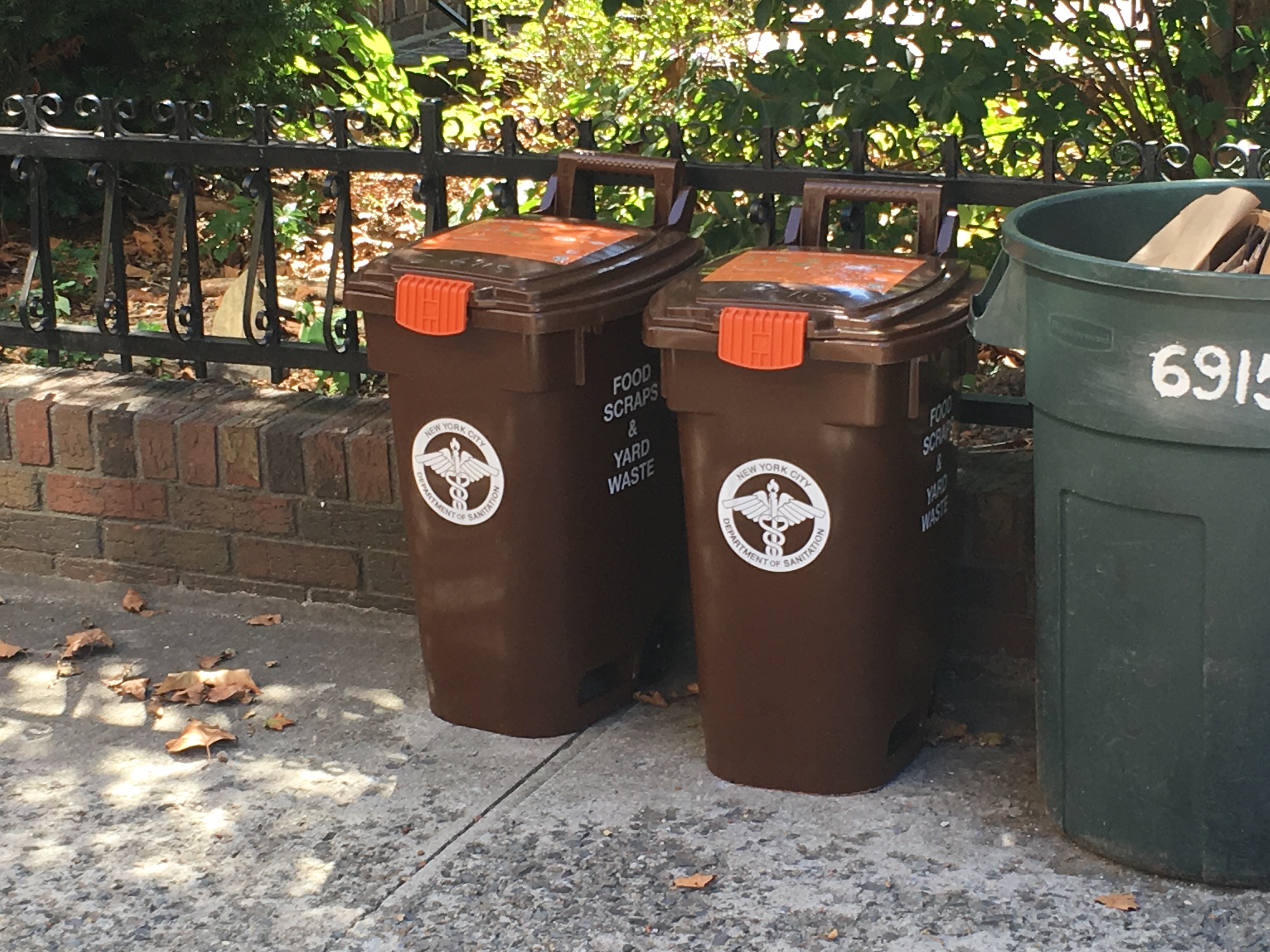 Compost collection service arrives in Brooklyn