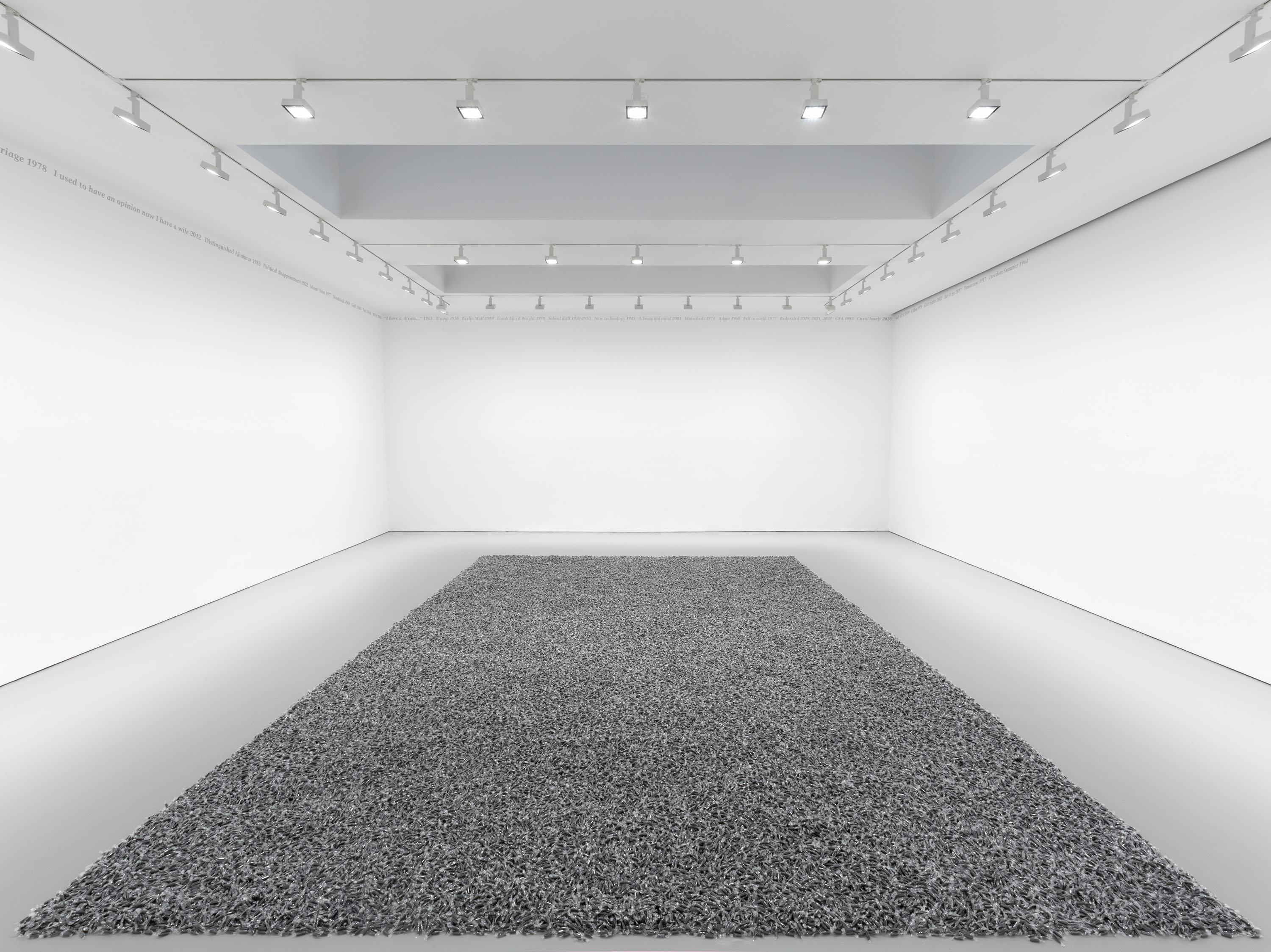 Iconic artist Felix Gonzalez-Torres makes some noise in a posthumous exhibit