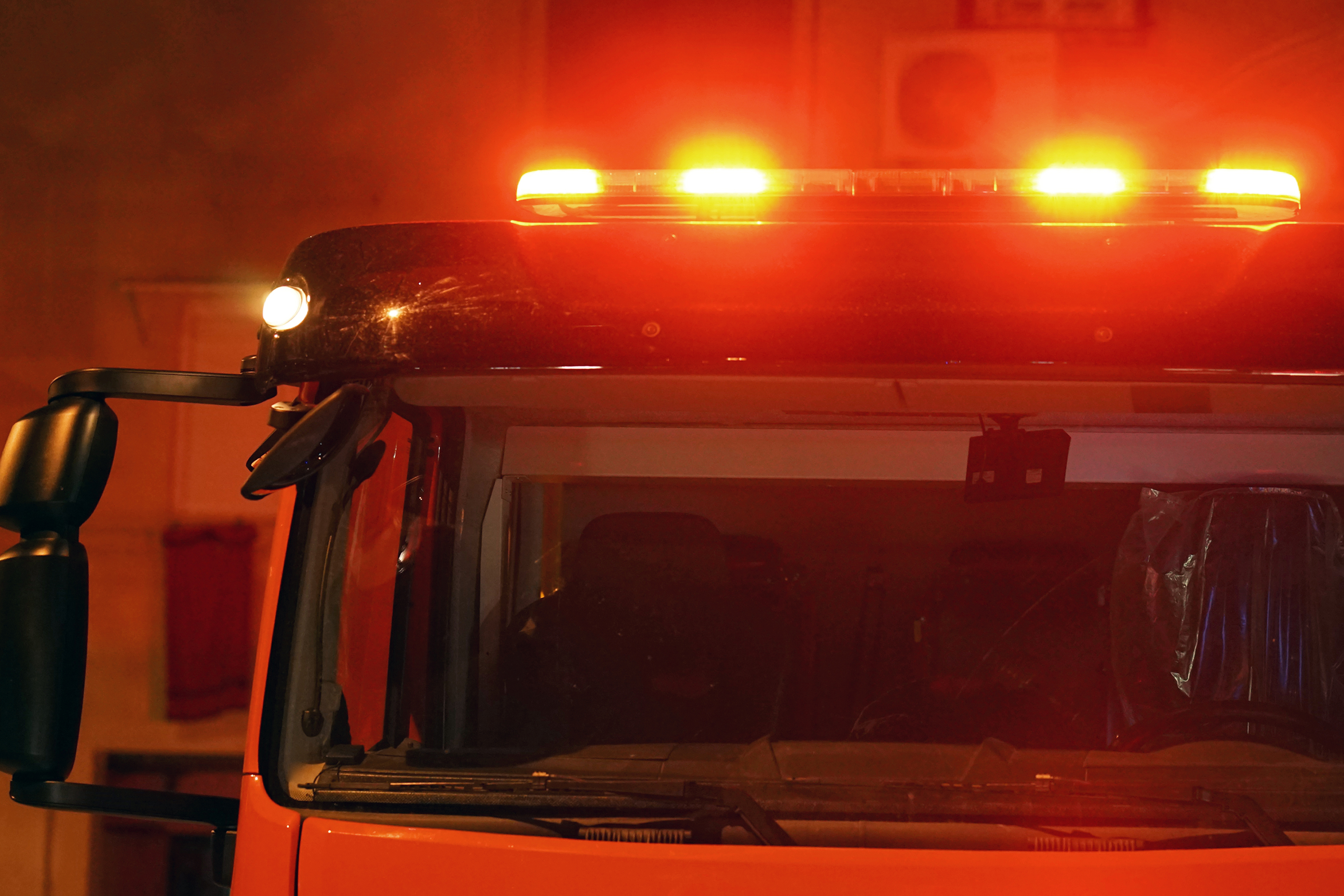 Four-alarm fire inside Bronx residential building leaves 4 injured: FDNY