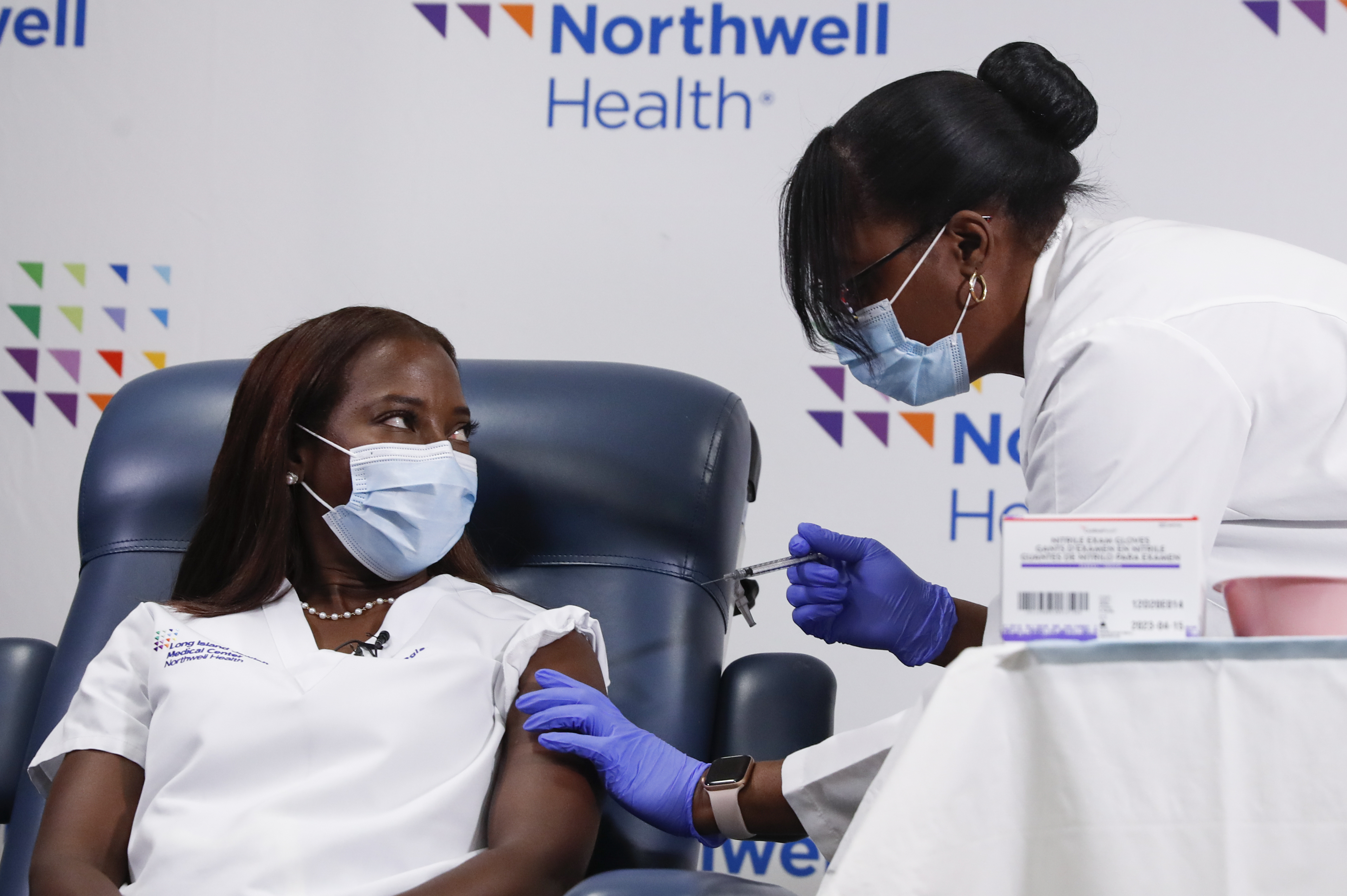 Queens nurse who received first COVID vaccine named Presidential Medal of Freedom recipient