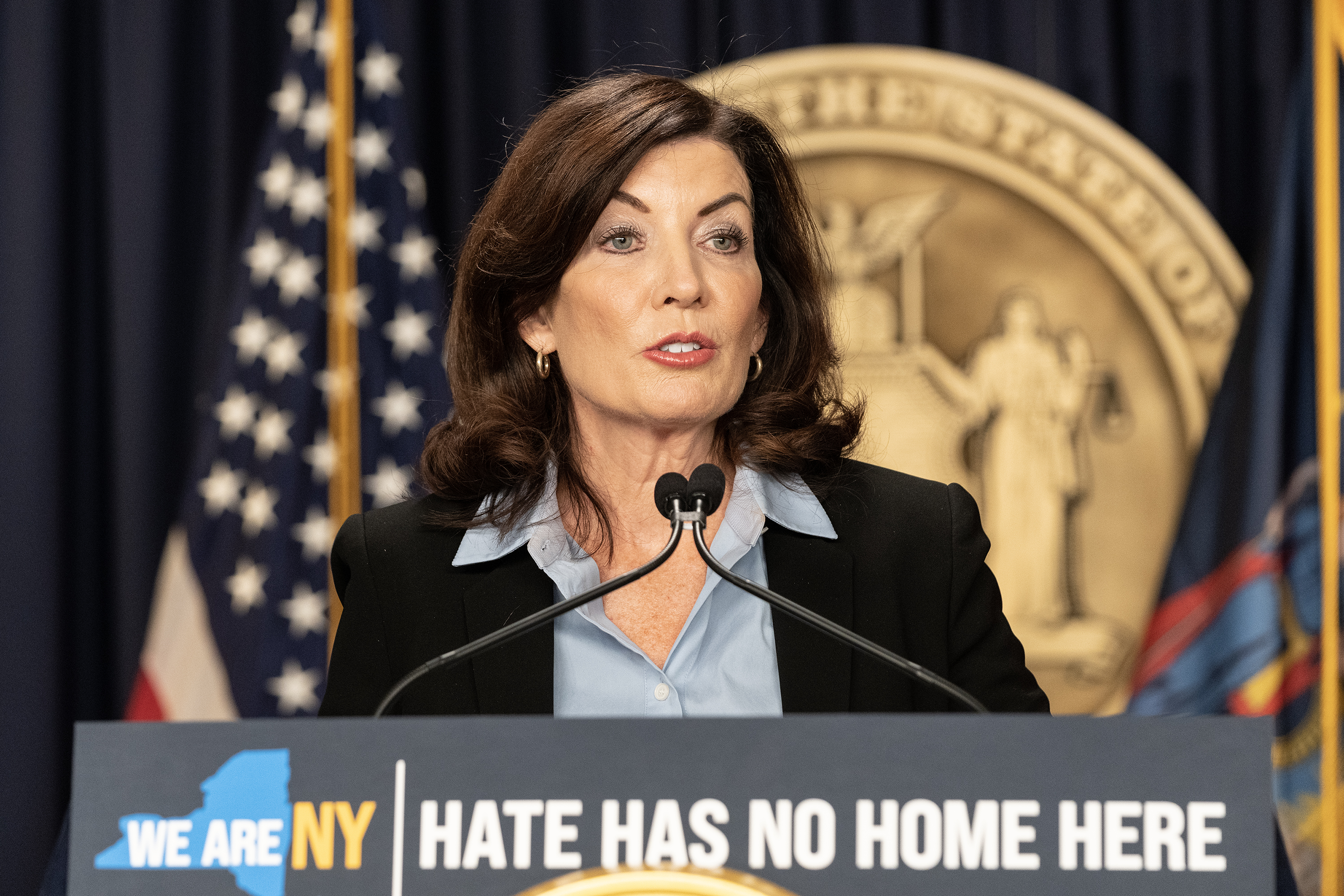 NY voters feel Gov. Kathy Hochul didn&rsquo;t deliver on priorities, poll shows