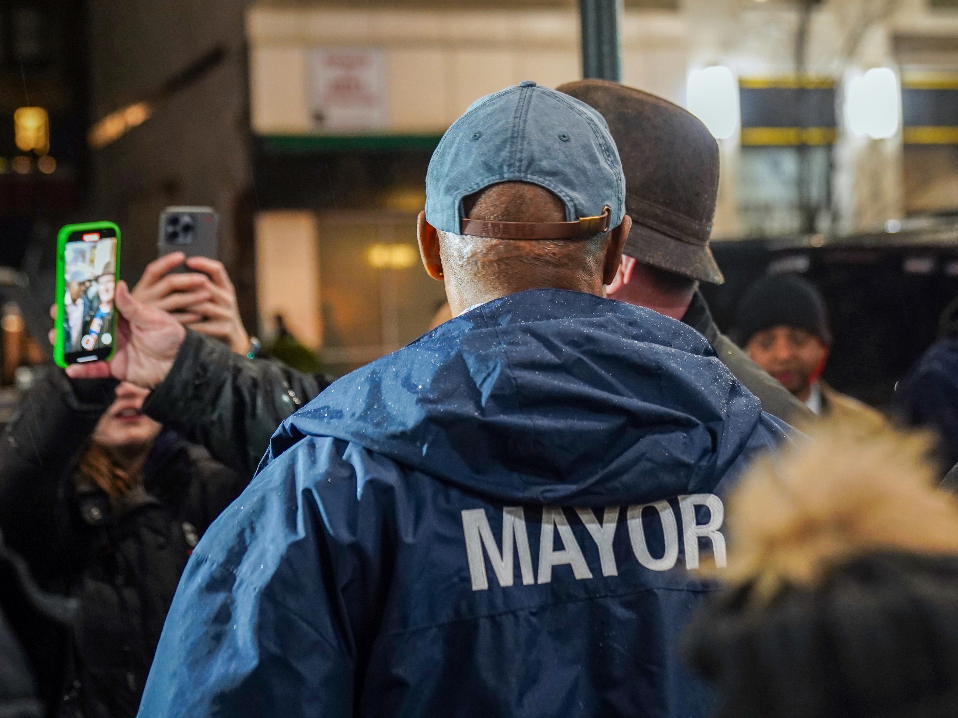 Mayor Adams unveils proposal to convert Midtown offices into apartments