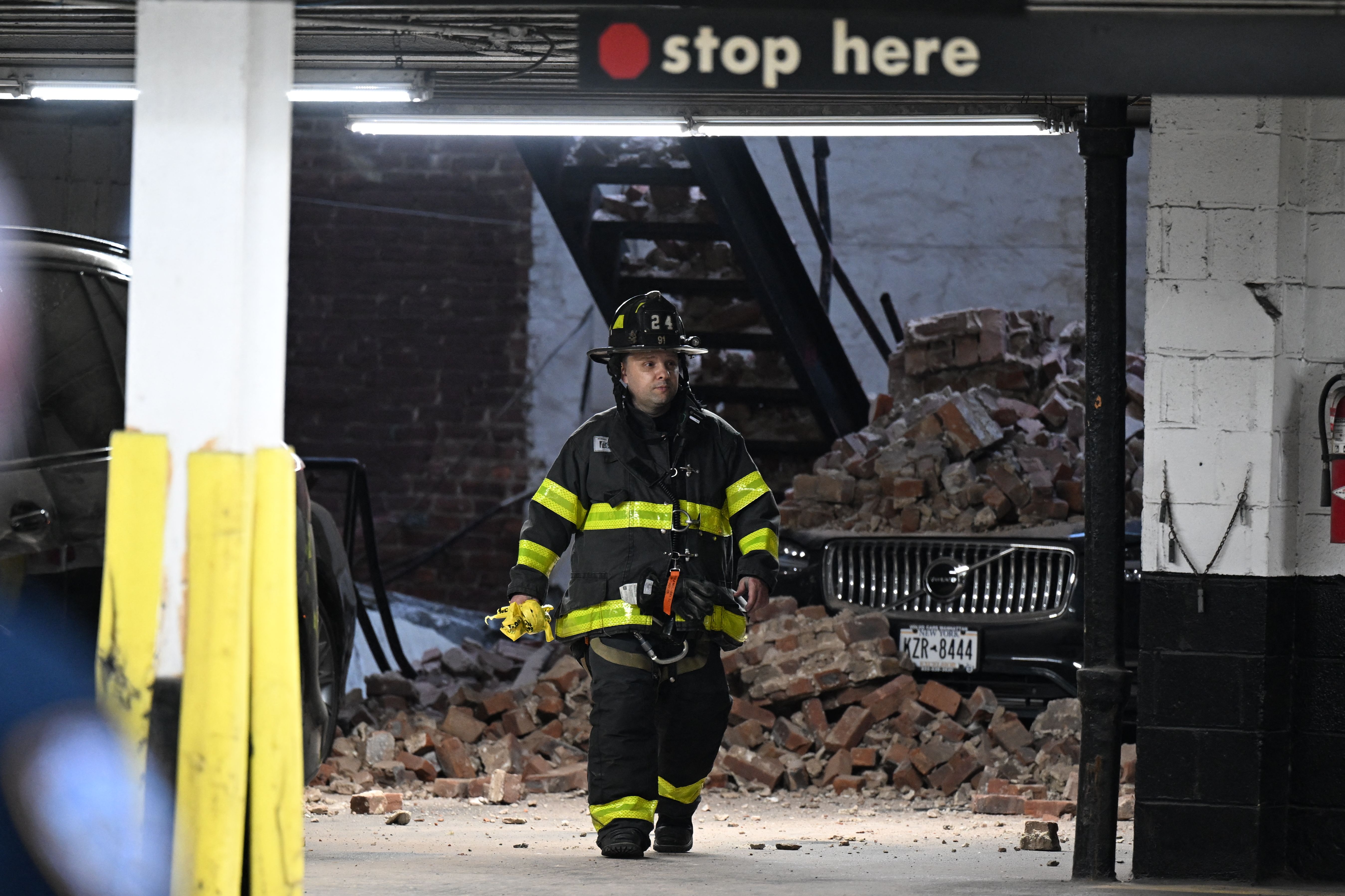 Manhattan DA Bragg investigating collapsed parking garage as New Yorkers worry about their buildings Manhattan DA Bragg investigating collapsed parking garage as New Yorkers worry about their buildings