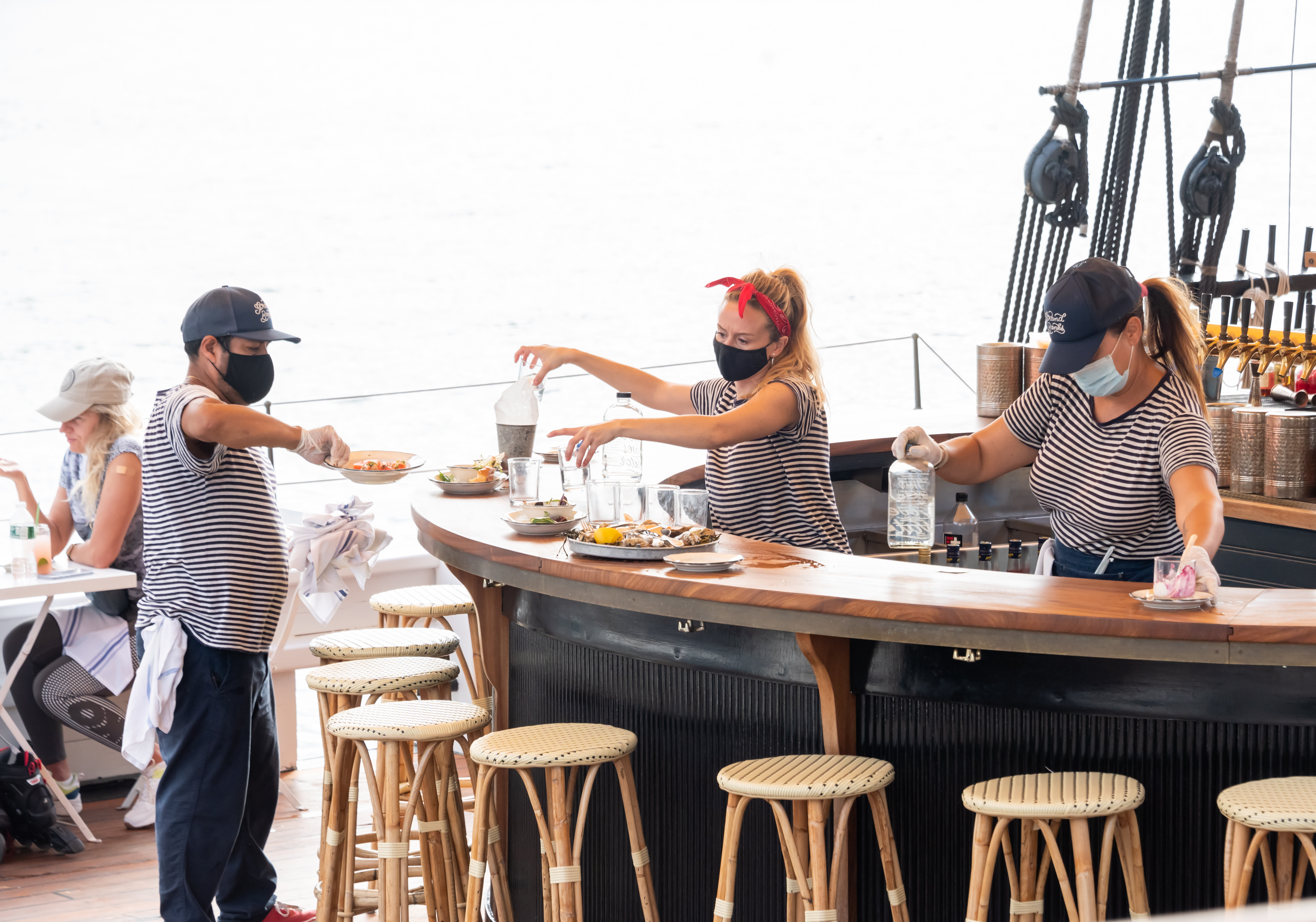 When, why and how much should you tip? New Yorkers weigh in.