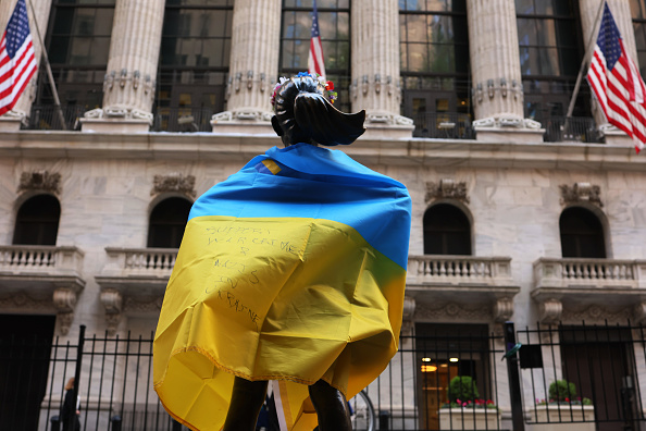 NYC landmarks set to honor Ukrainian people Friday: &lsquo;The state of New York stands with Ukraine&rsquo;