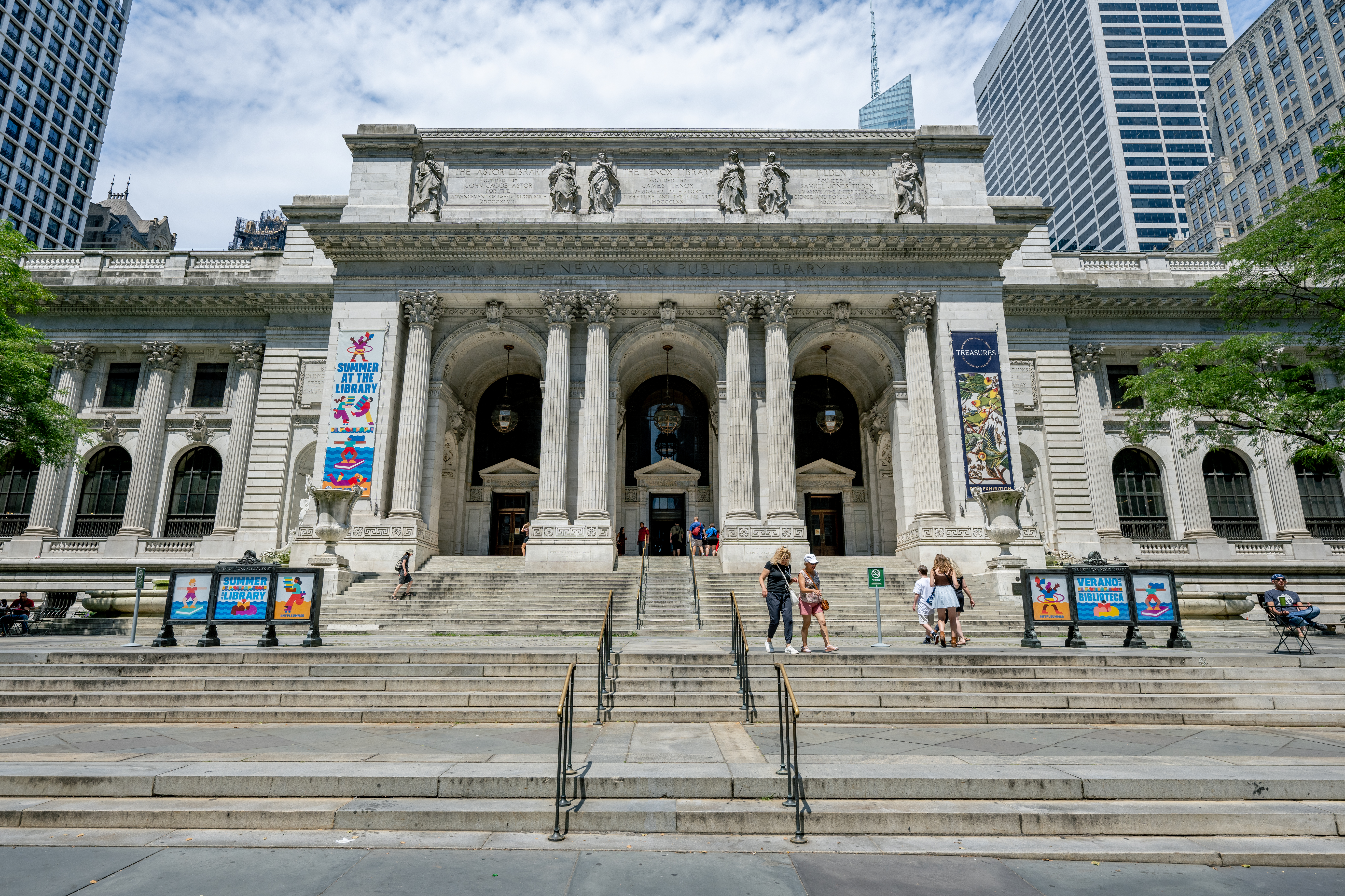 Women authored most-borrowed books from NYC libraries in 2023