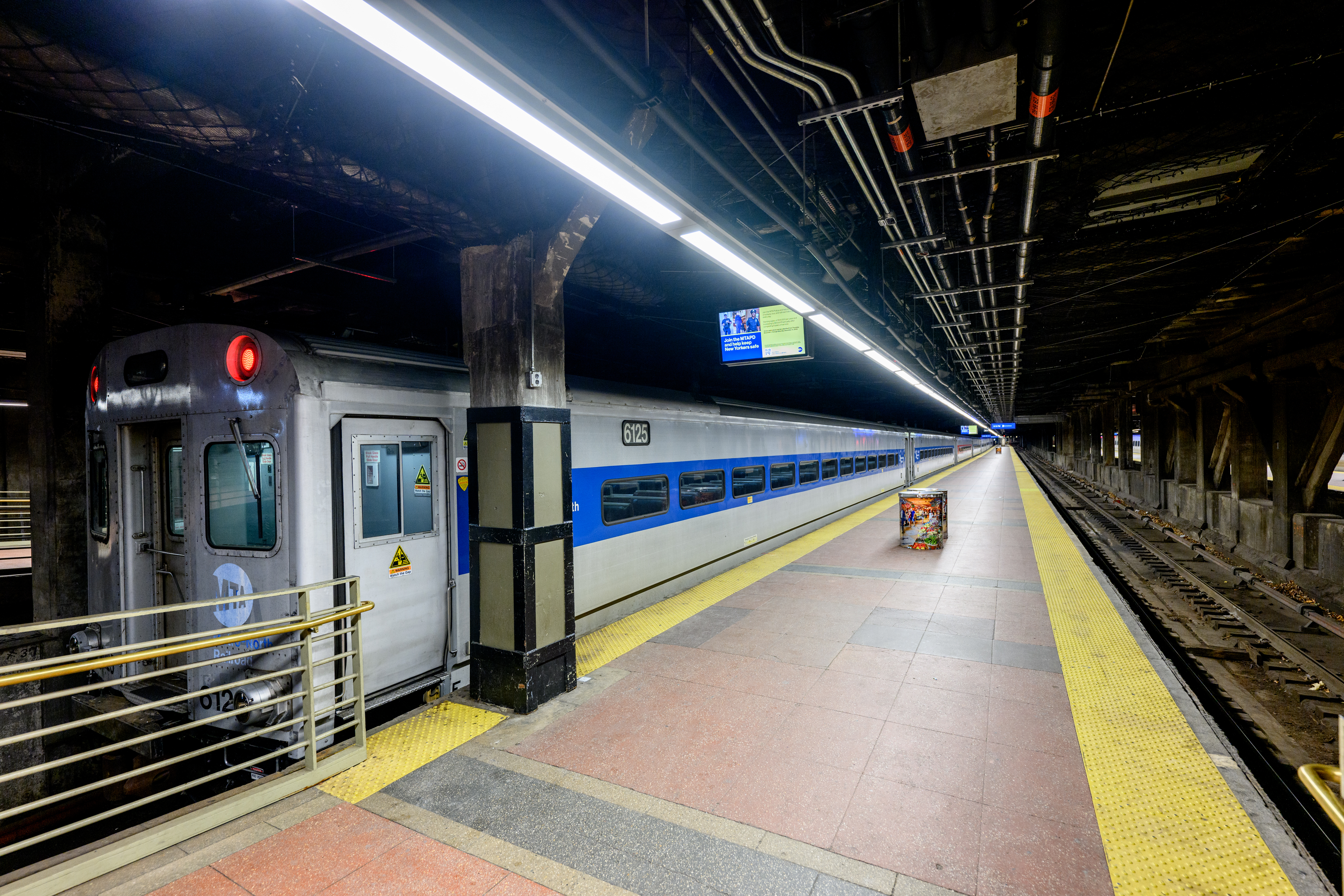 Potential Metro-North strike averted after MTA, workers reach tentative agreement