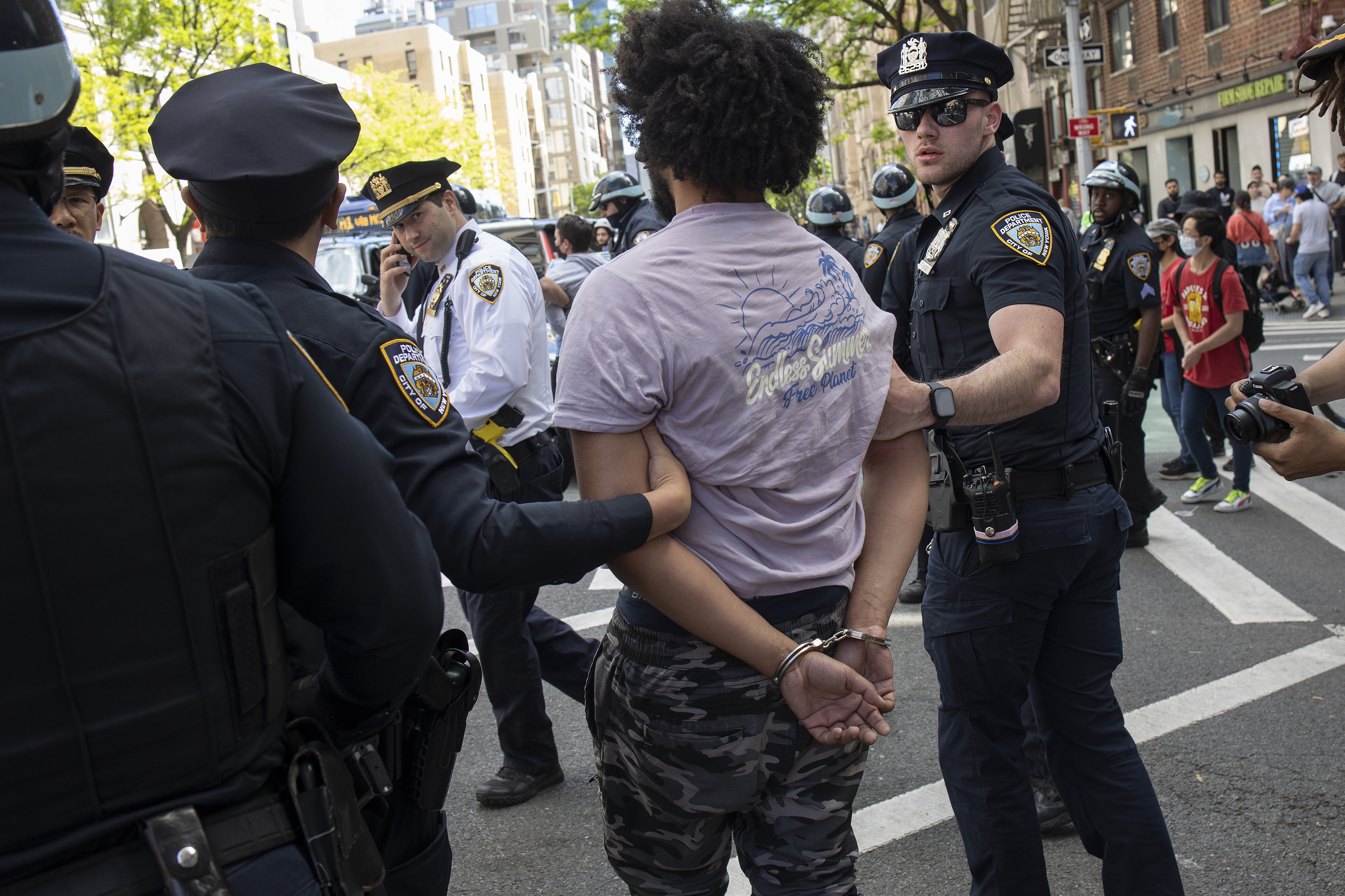 NYC murders, rapes, burglaries are down in 2023. Car thefts, assaults are up.