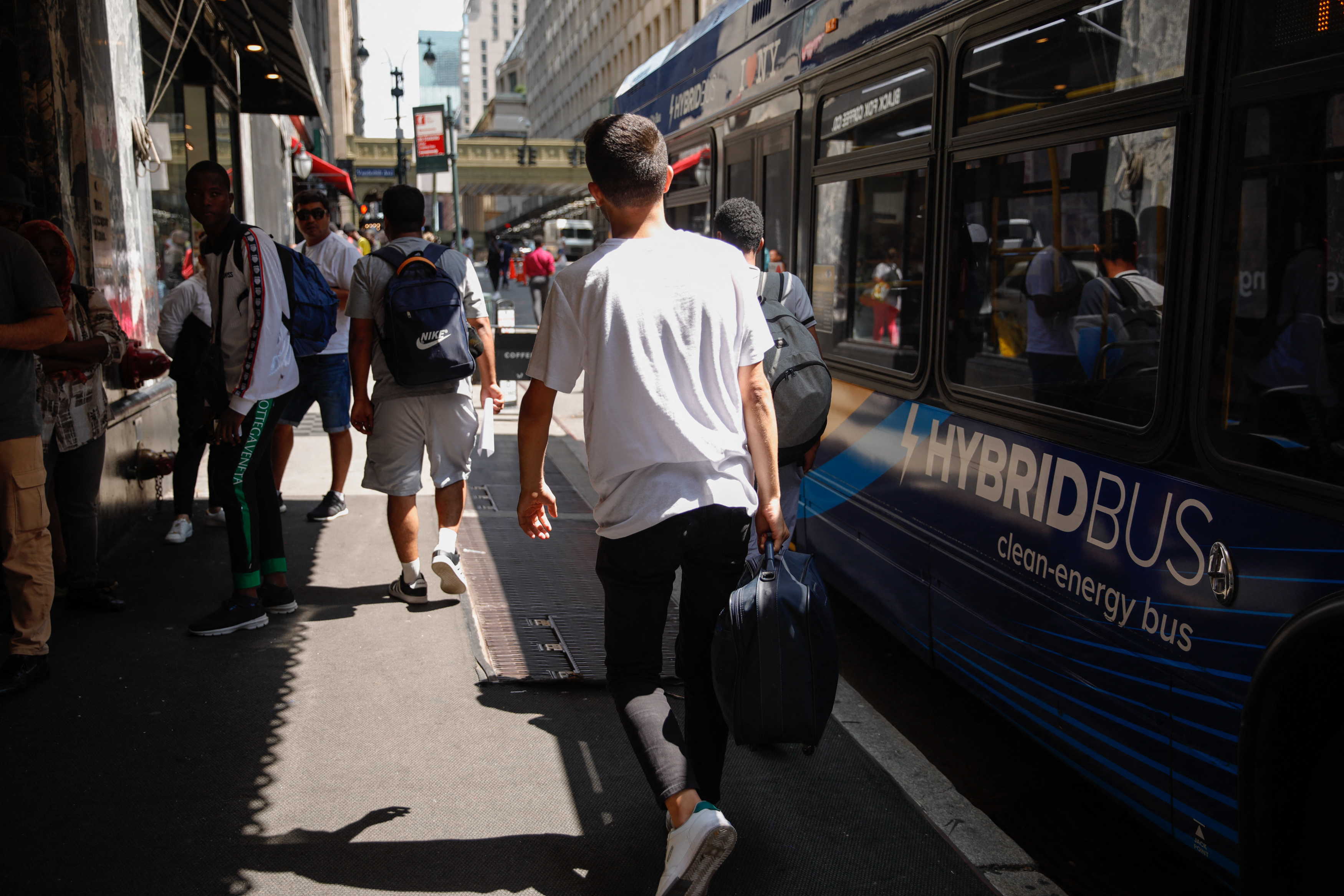 Judge recuses herself as NYC seeks to suspend right to shelter amid migrant crisis