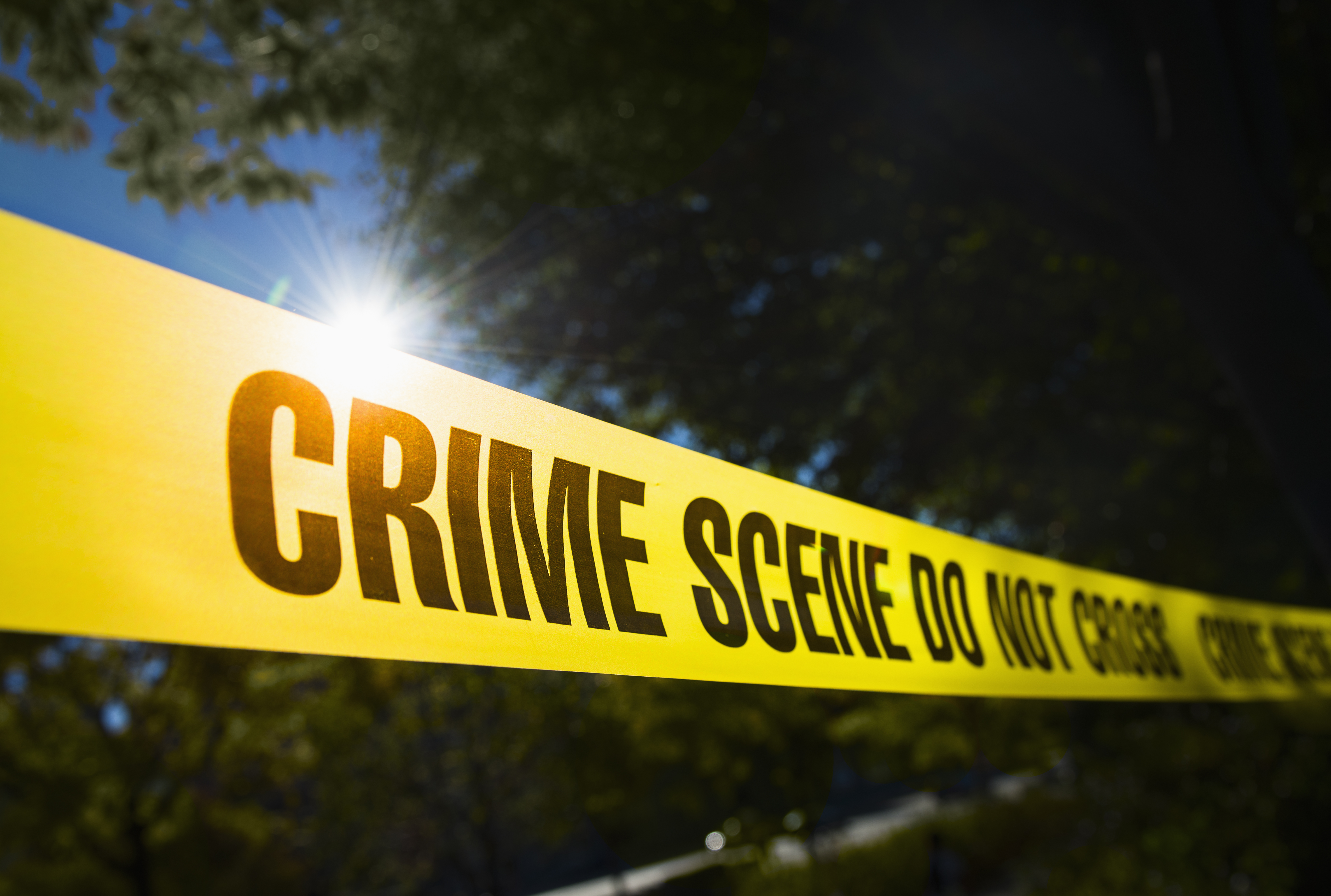 4 suspects invade Staten Island home, attack woman and girl before fleeing: NYPD