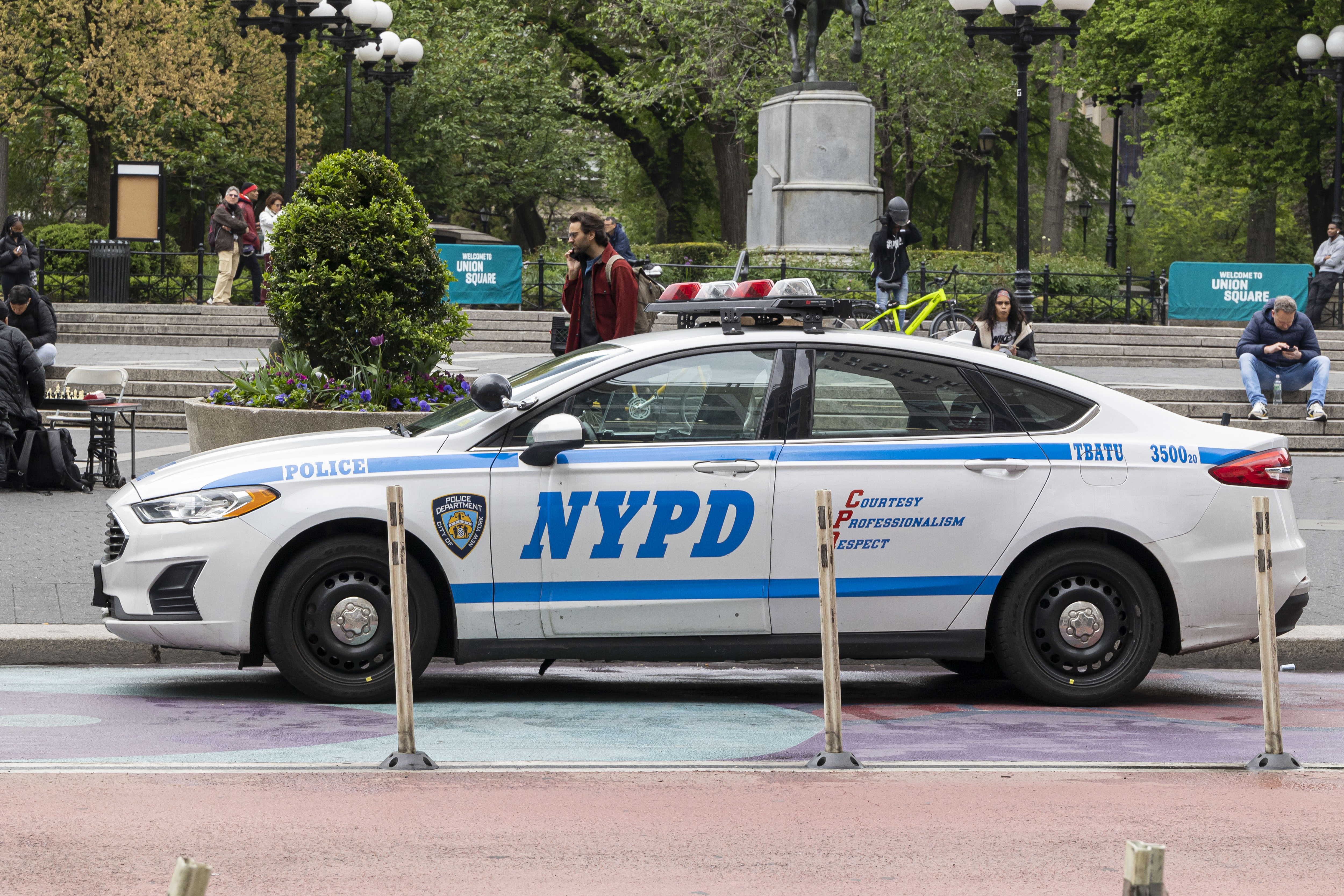 Bronx judge tosses convictions that hinged on former NYPD detective accused of perjury