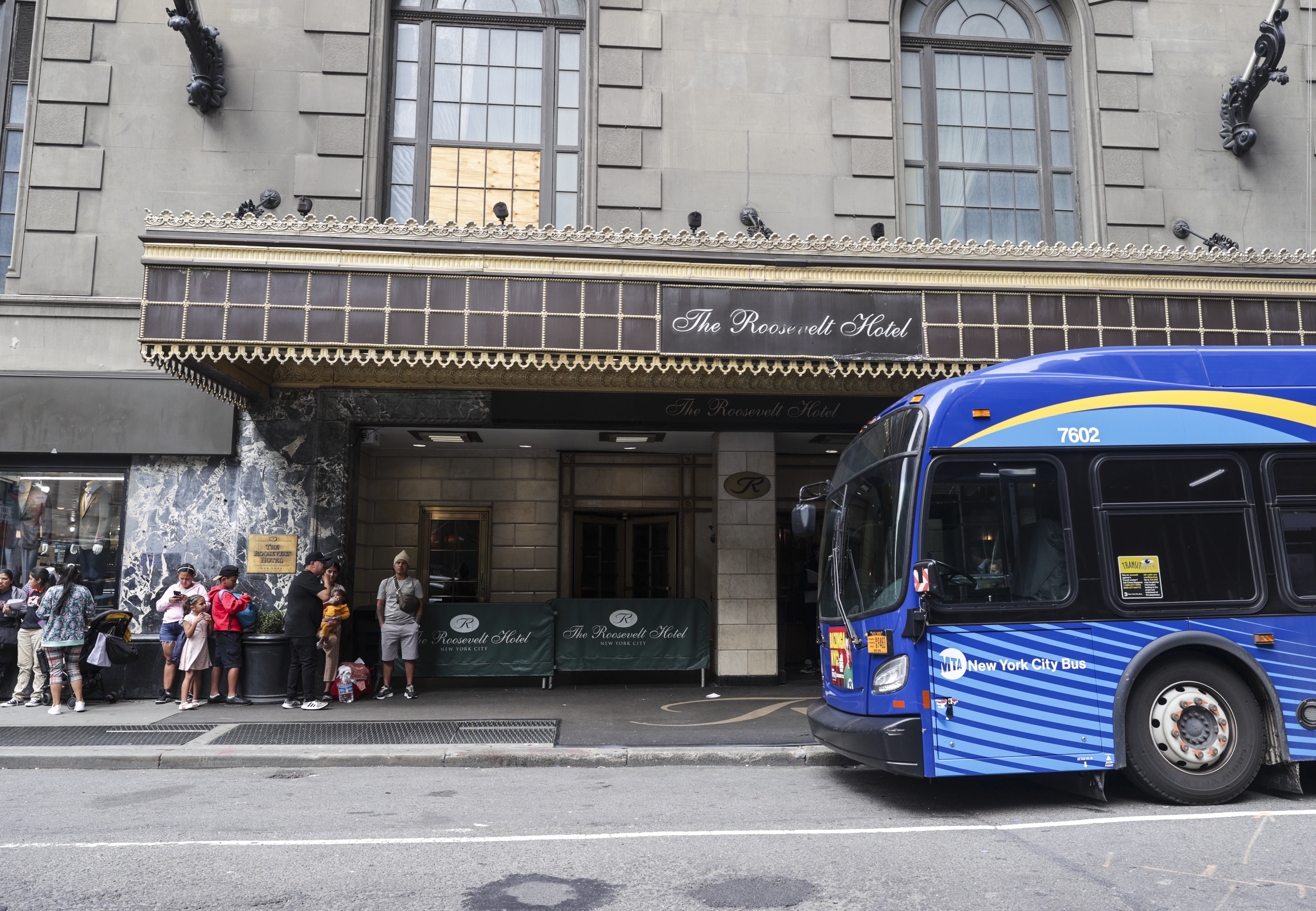 NYC issues 1,500 migrant families 60-day notices to leave shelter or reapply