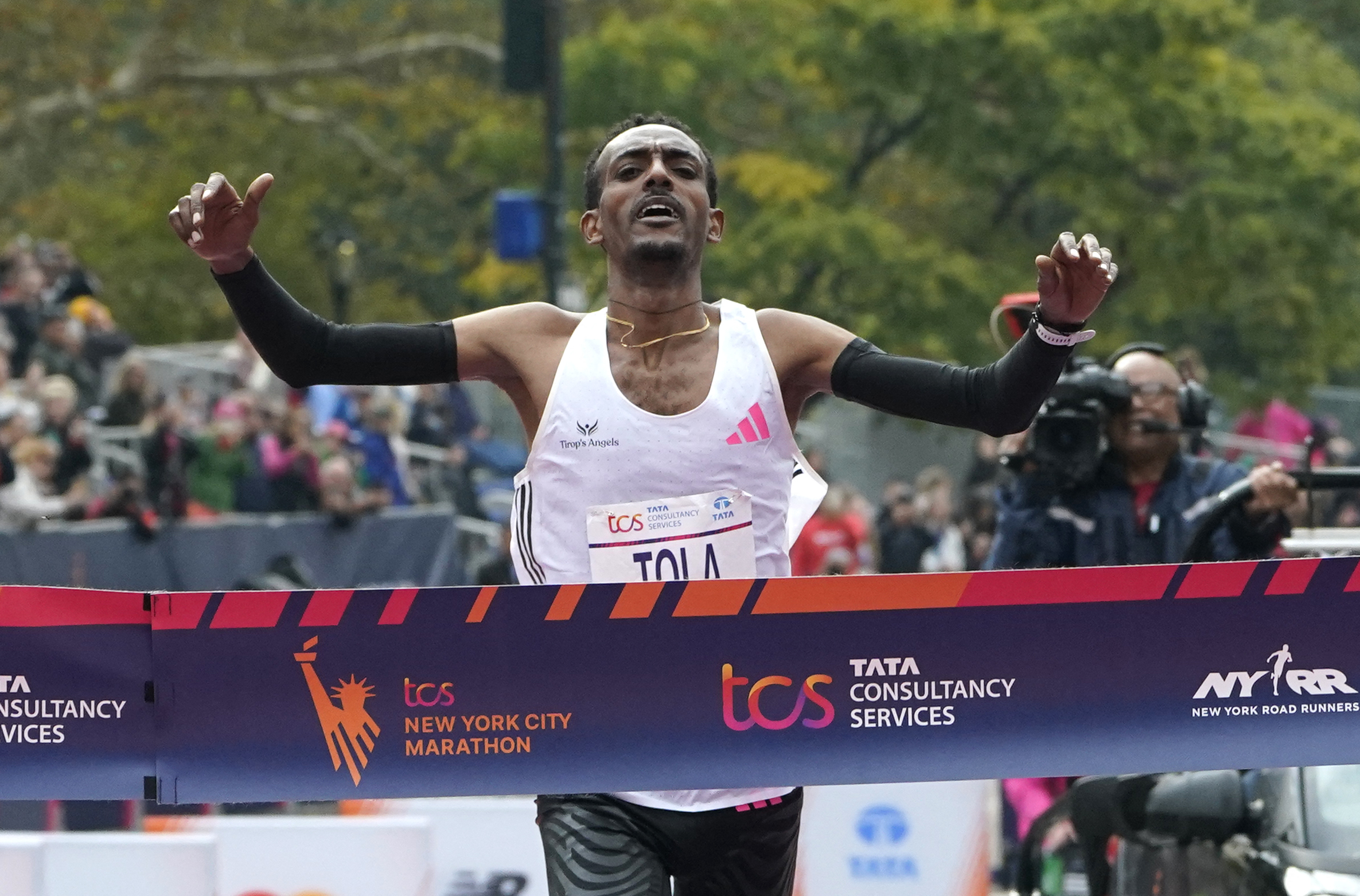 Ethiopian Tamirat Tola sets new course record at NYC Marathon