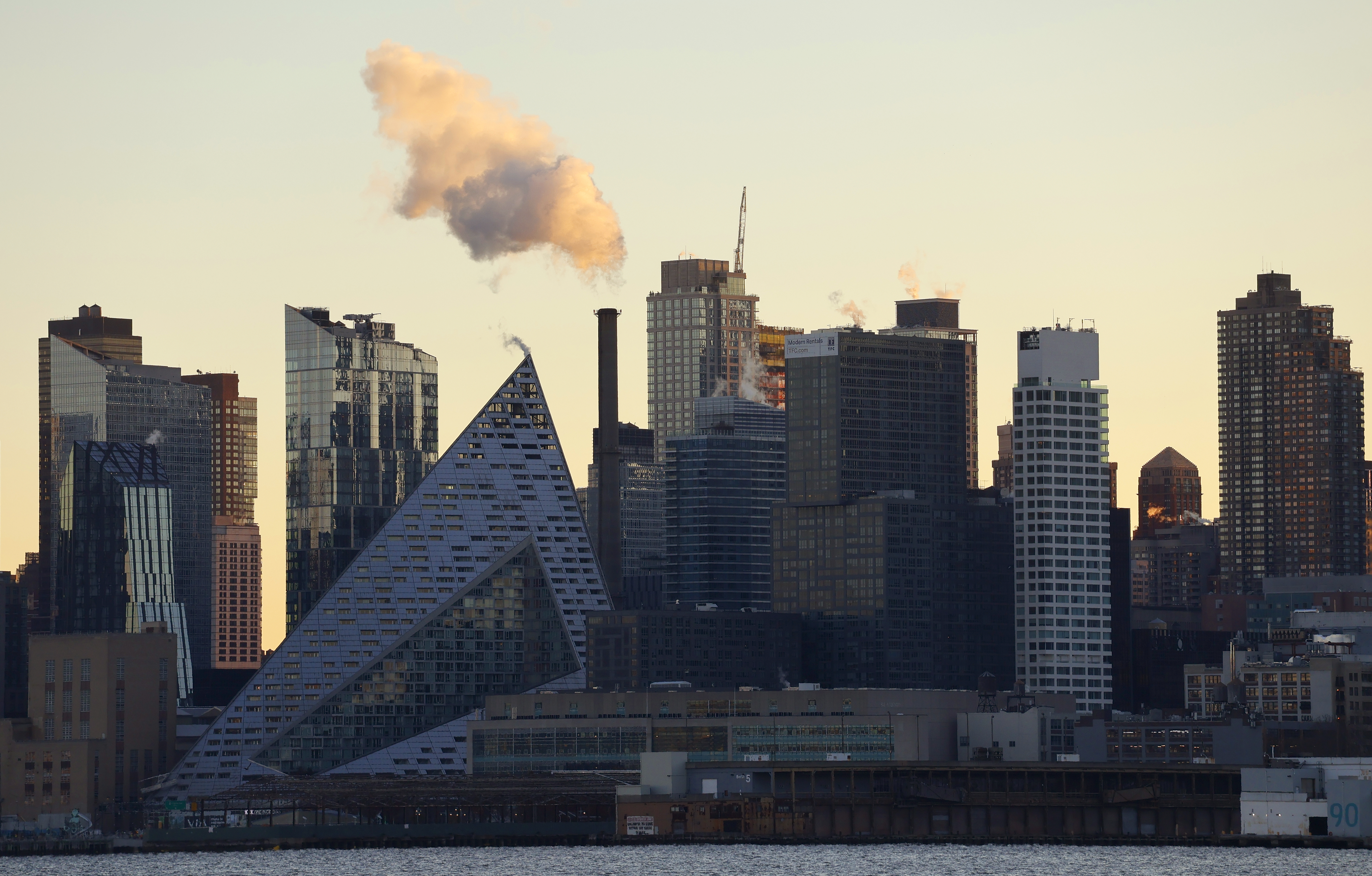 NYC buildings department finalizes rules before 2024 climate law goes into effect