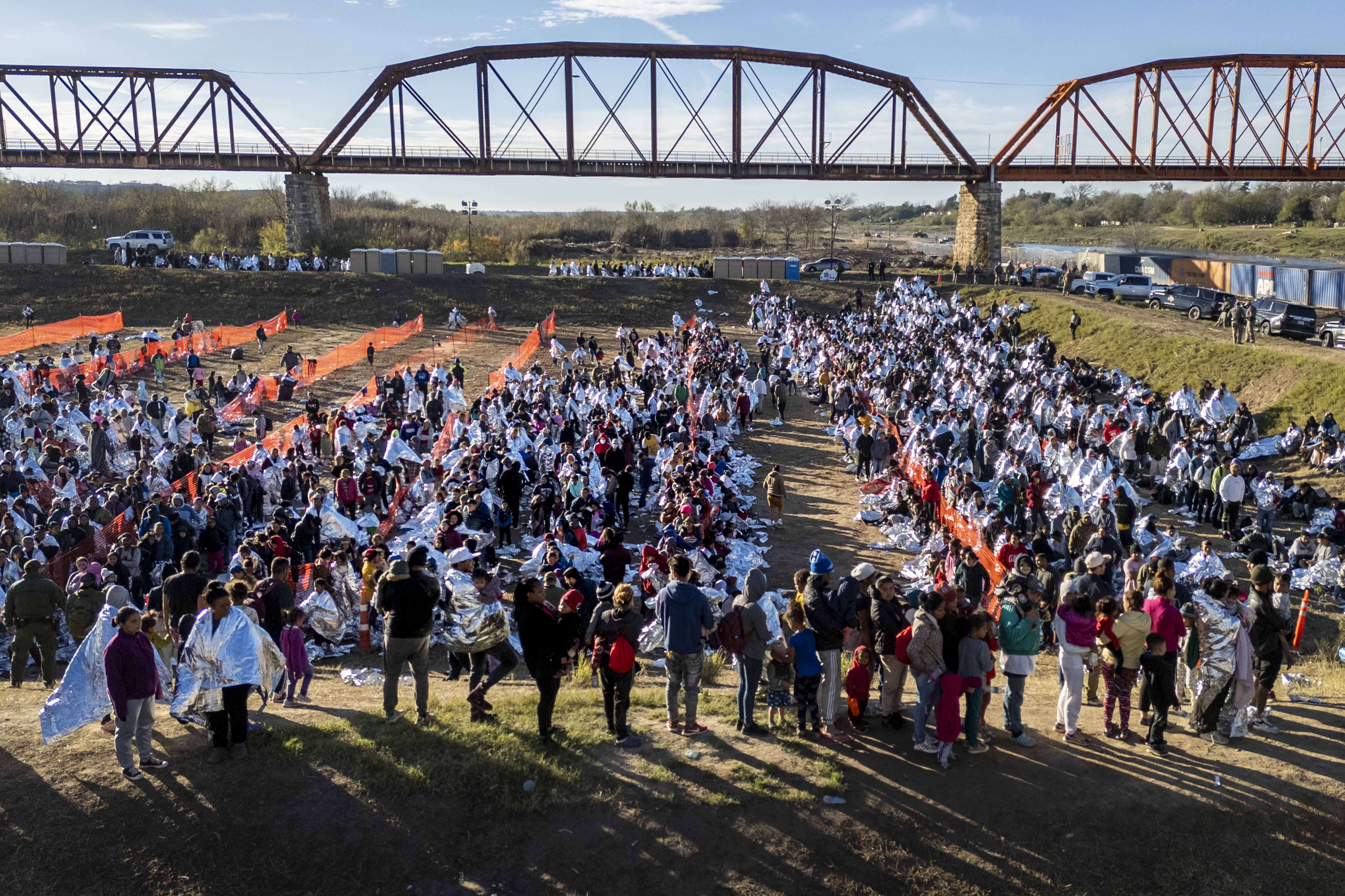 Mayor Adams accuses Texas Gov. Greg Abbott of escalating migrant feud