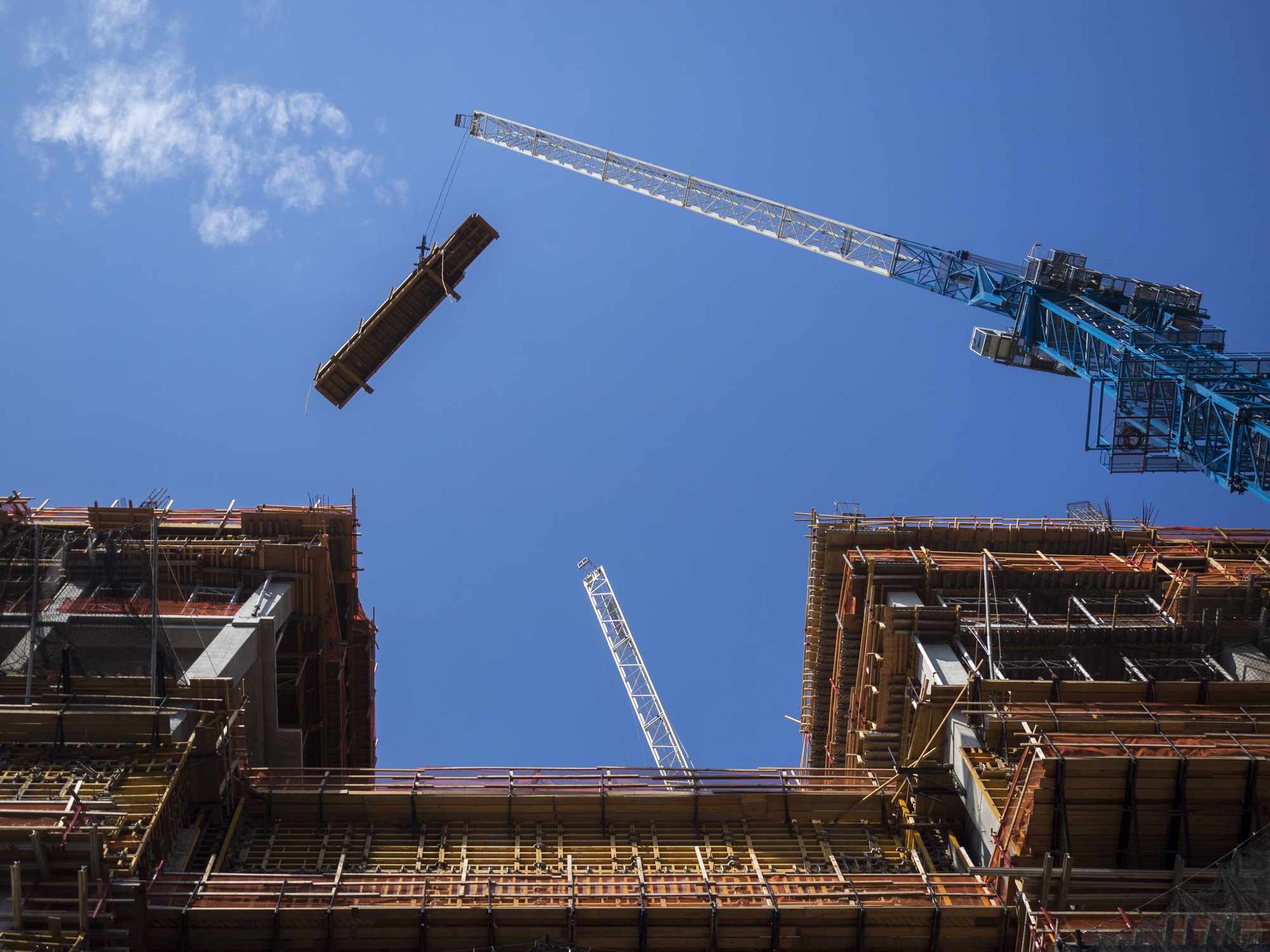 Construction worker deaths reach 5-year high as lawmakers seek to hold companies responsible