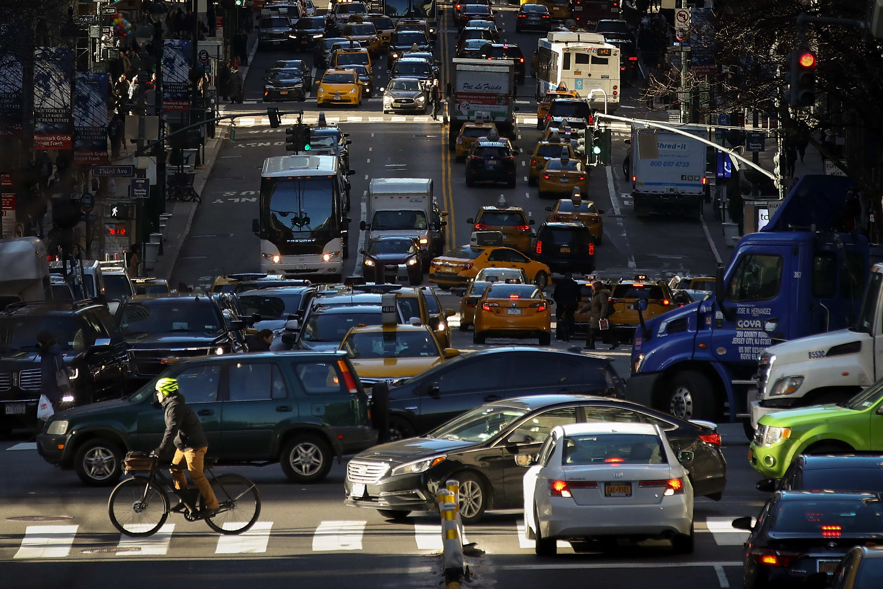 Commuters sound off at MTA&rsquo;s first congestion pricing public hearing